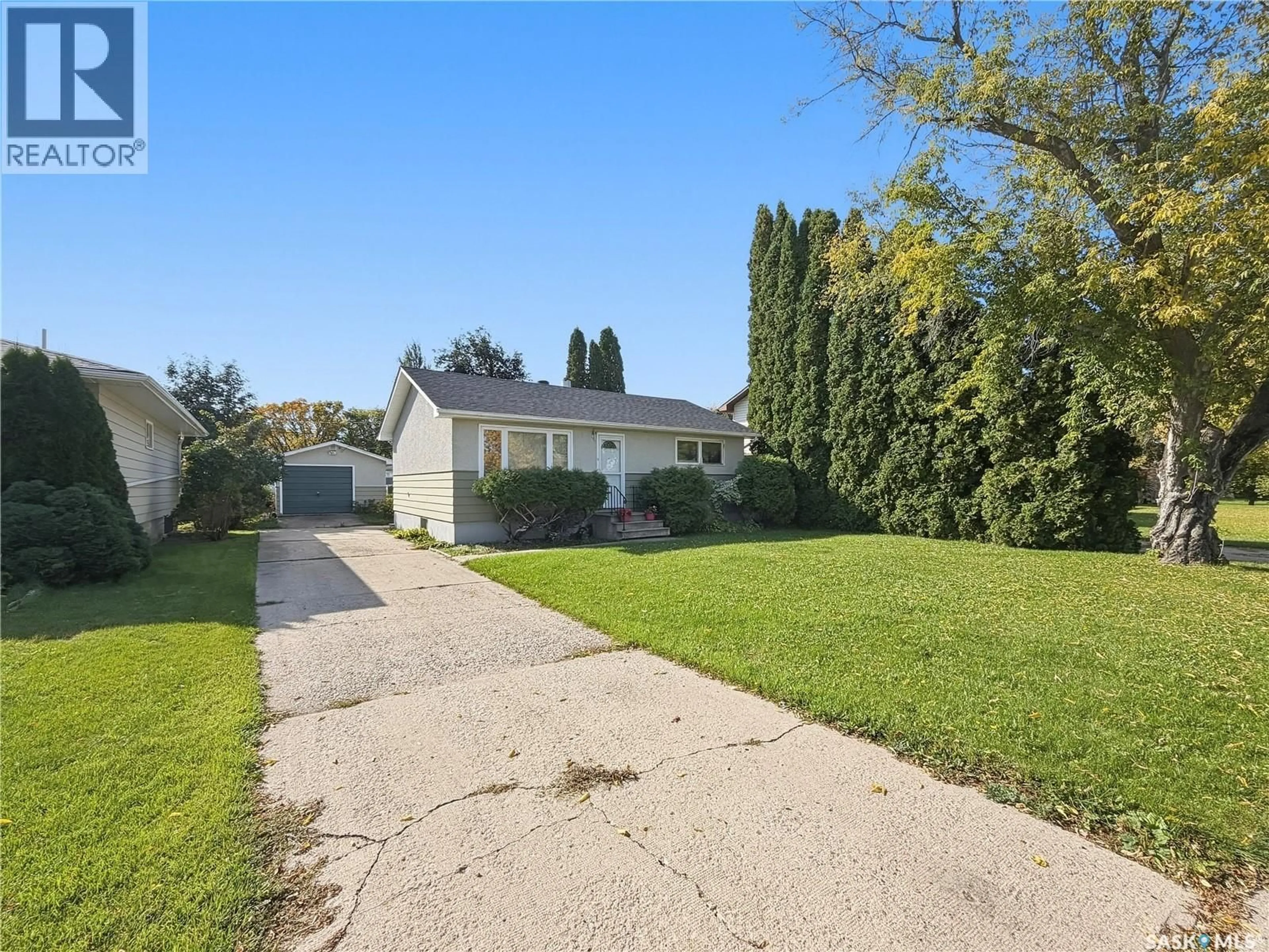 A pic from outside/outdoor area/front of a property/back of a property/a pic from drone, street for 333 24TH STREET, Prince Albert Saskatchewan S6V1R7