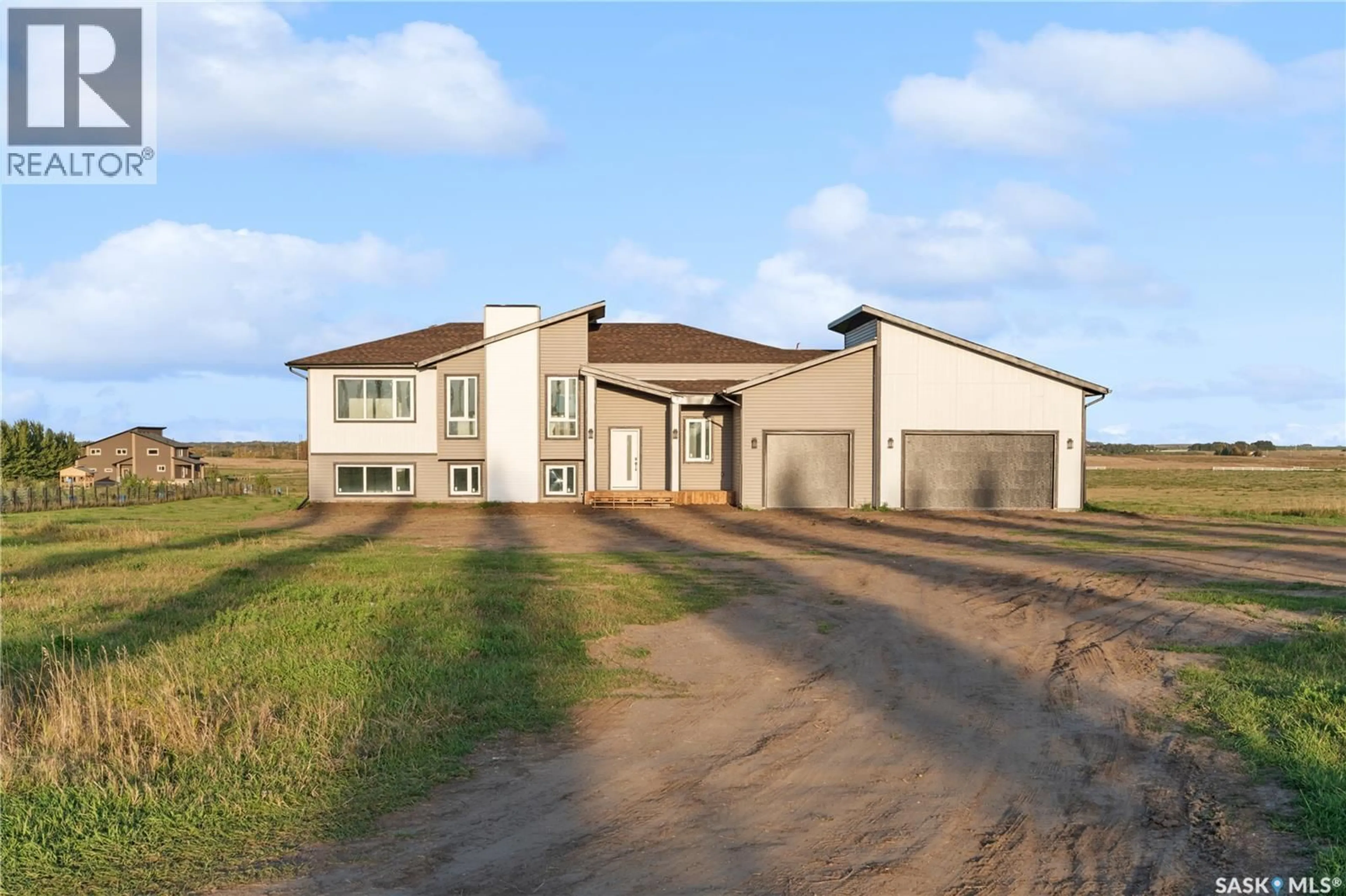 Unknown for 8 CARDINAL DRIVE, Dundurn Rm No. 314 Saskatchewan S7C0C3