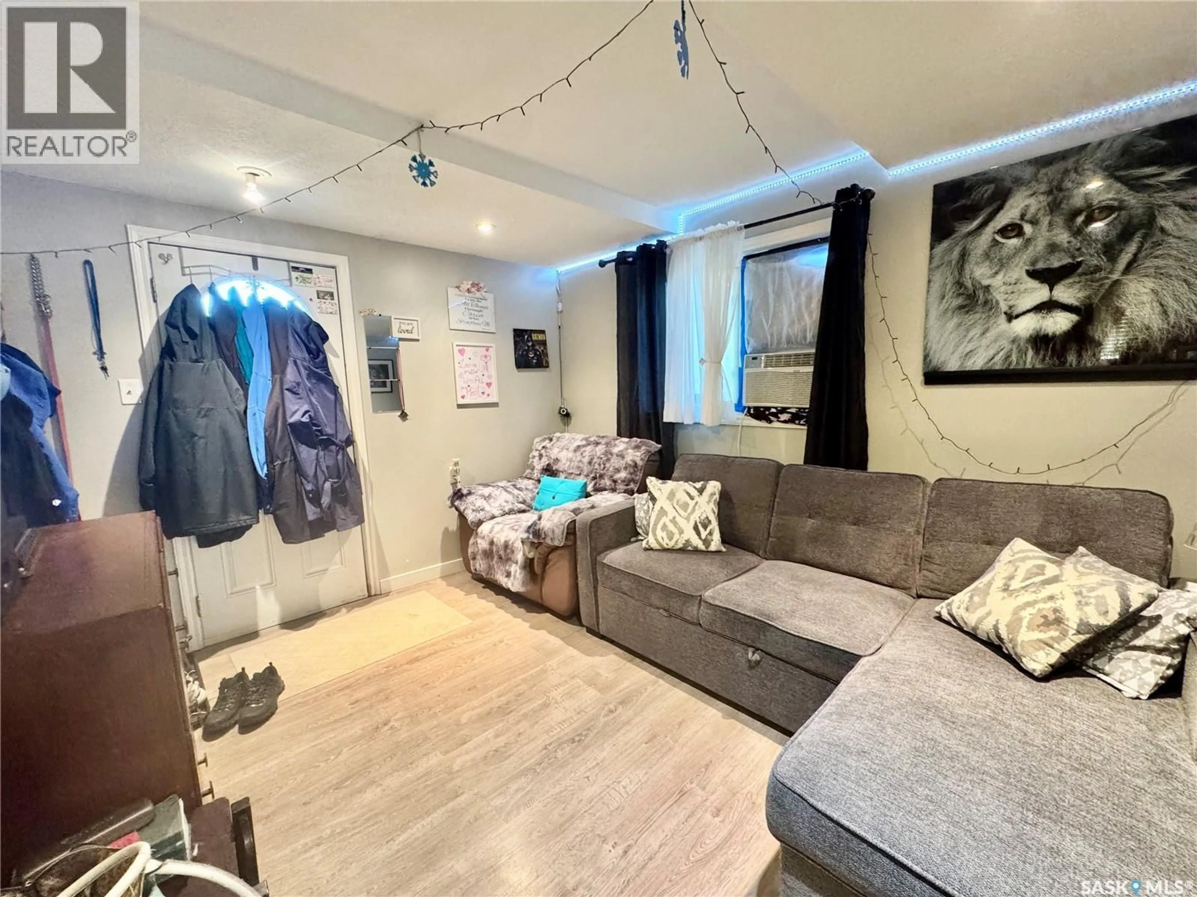 A pic of a room for 1221 14TH STREET, Prince Albert Saskatchewan S6V3M8