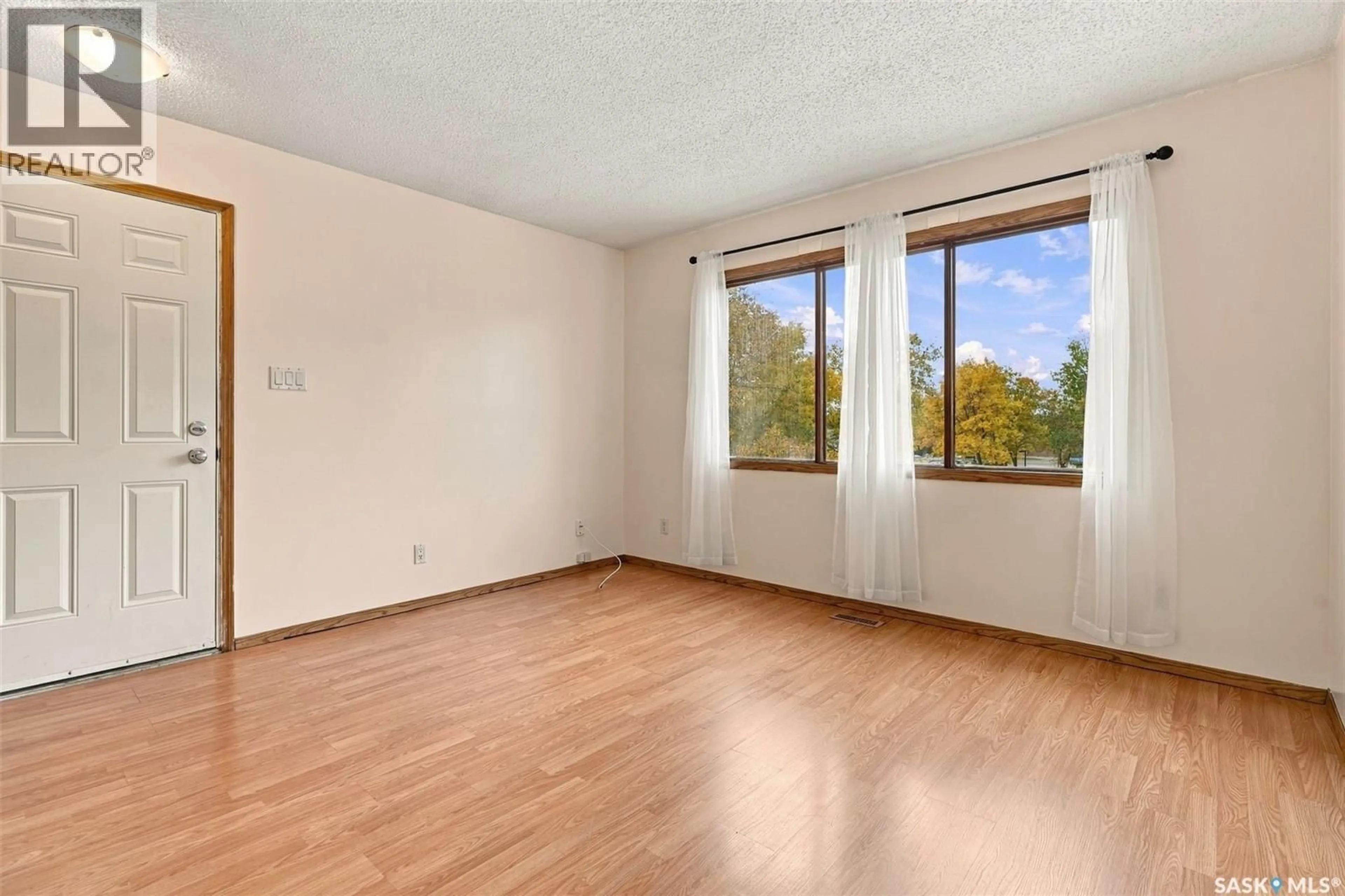 A pic of a room for 28 - 6918 BLAKENEY DRIVE, Regina Saskatchewan S4X2N5