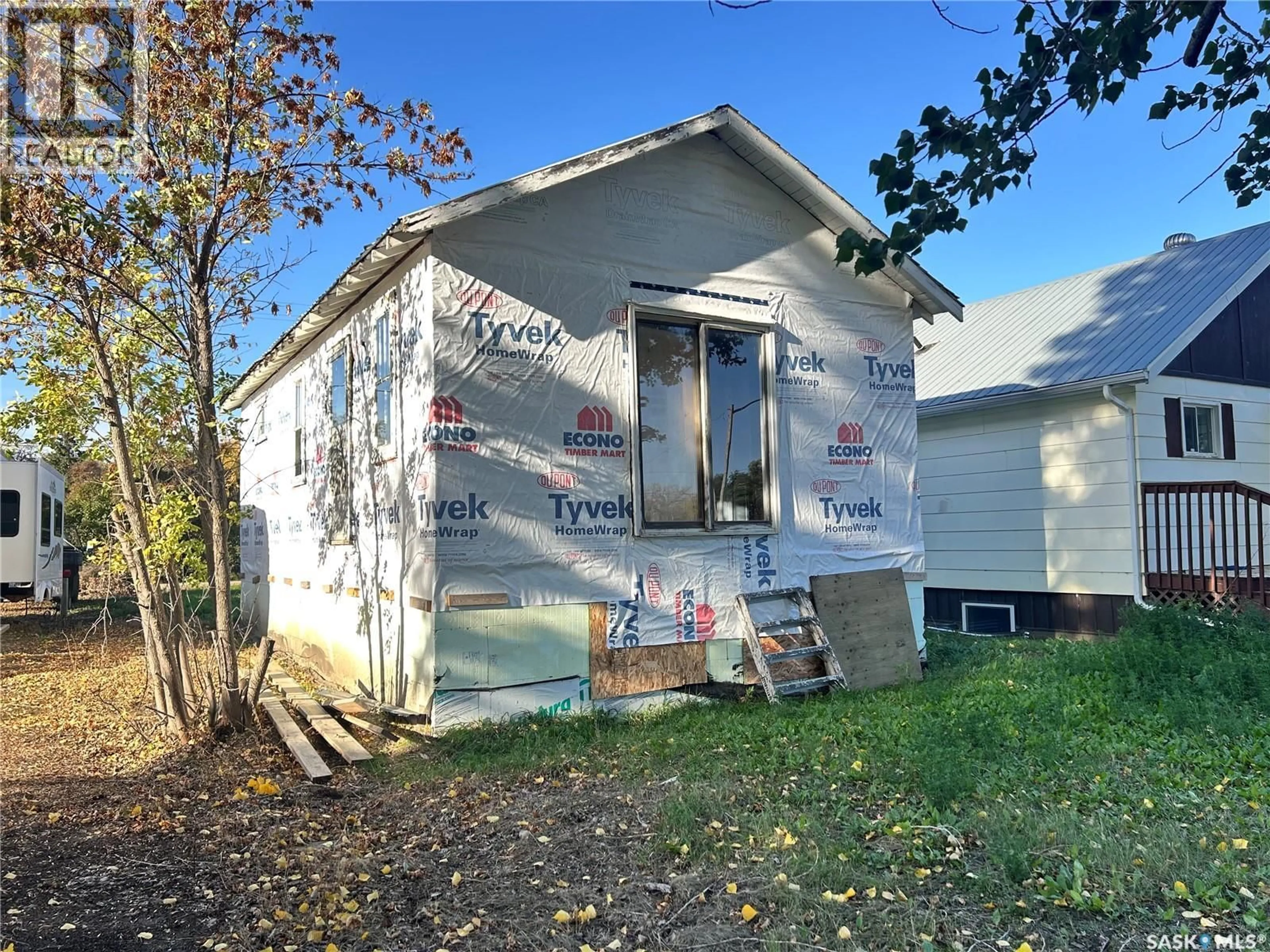 Home with vinyl exterior material, building for 355 BELLAMY AVENUE, Birch Hills Saskatchewan S0J0G0