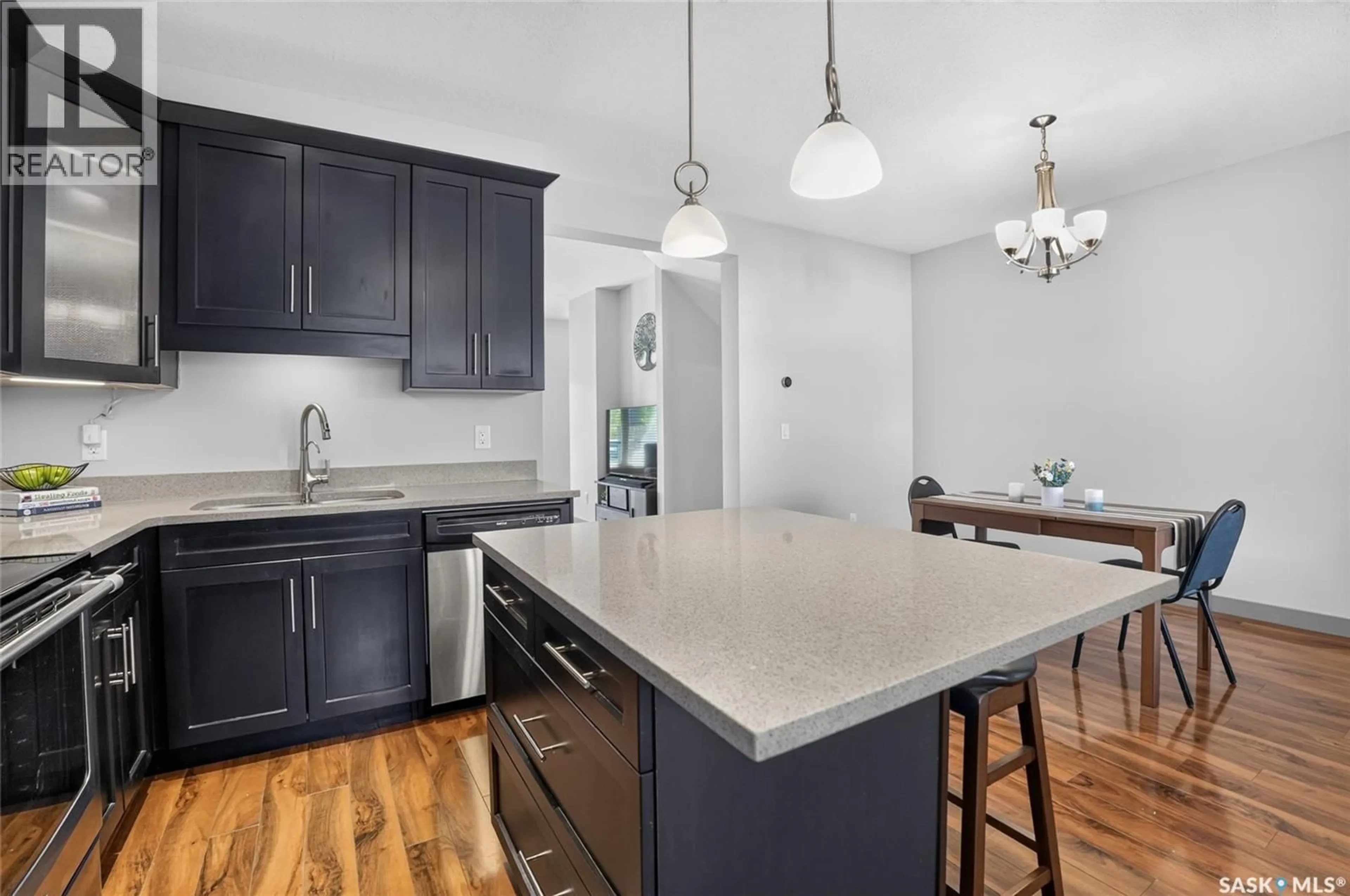 Open concept kitchen, unknown for 202 MANINGAS BEND, Saskatoon Saskatchewan S7W0P5
