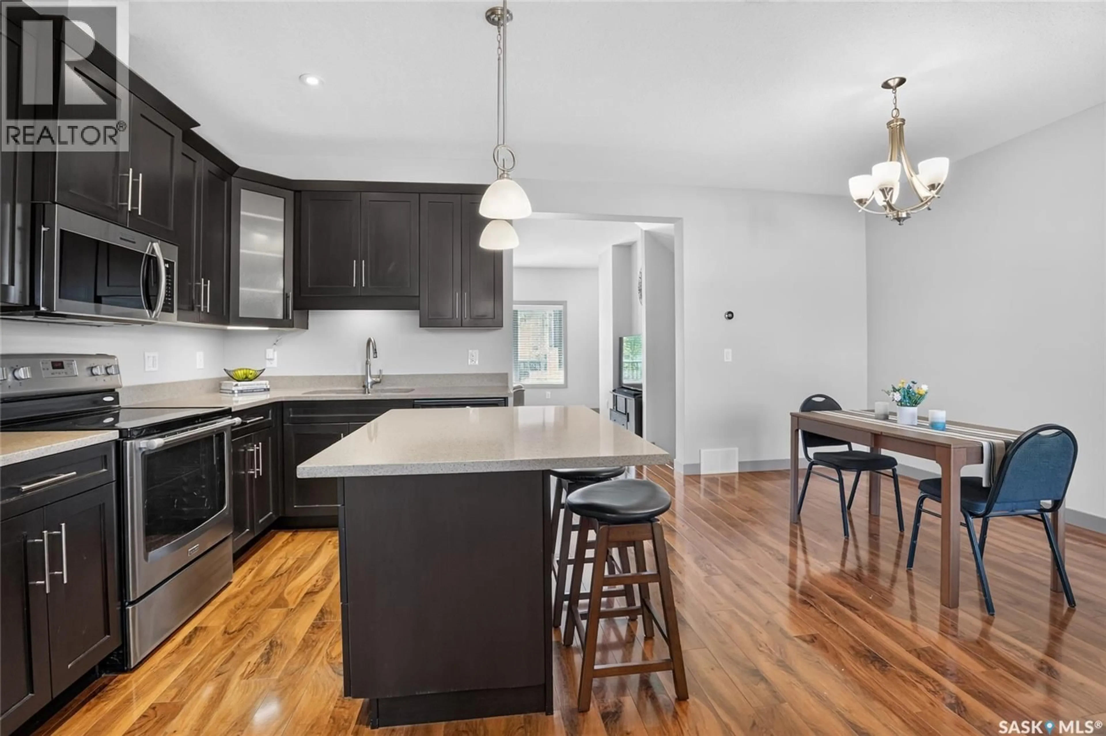 Open concept kitchen, unknown for 202 MANINGAS BEND, Saskatoon Saskatchewan S7W0P5