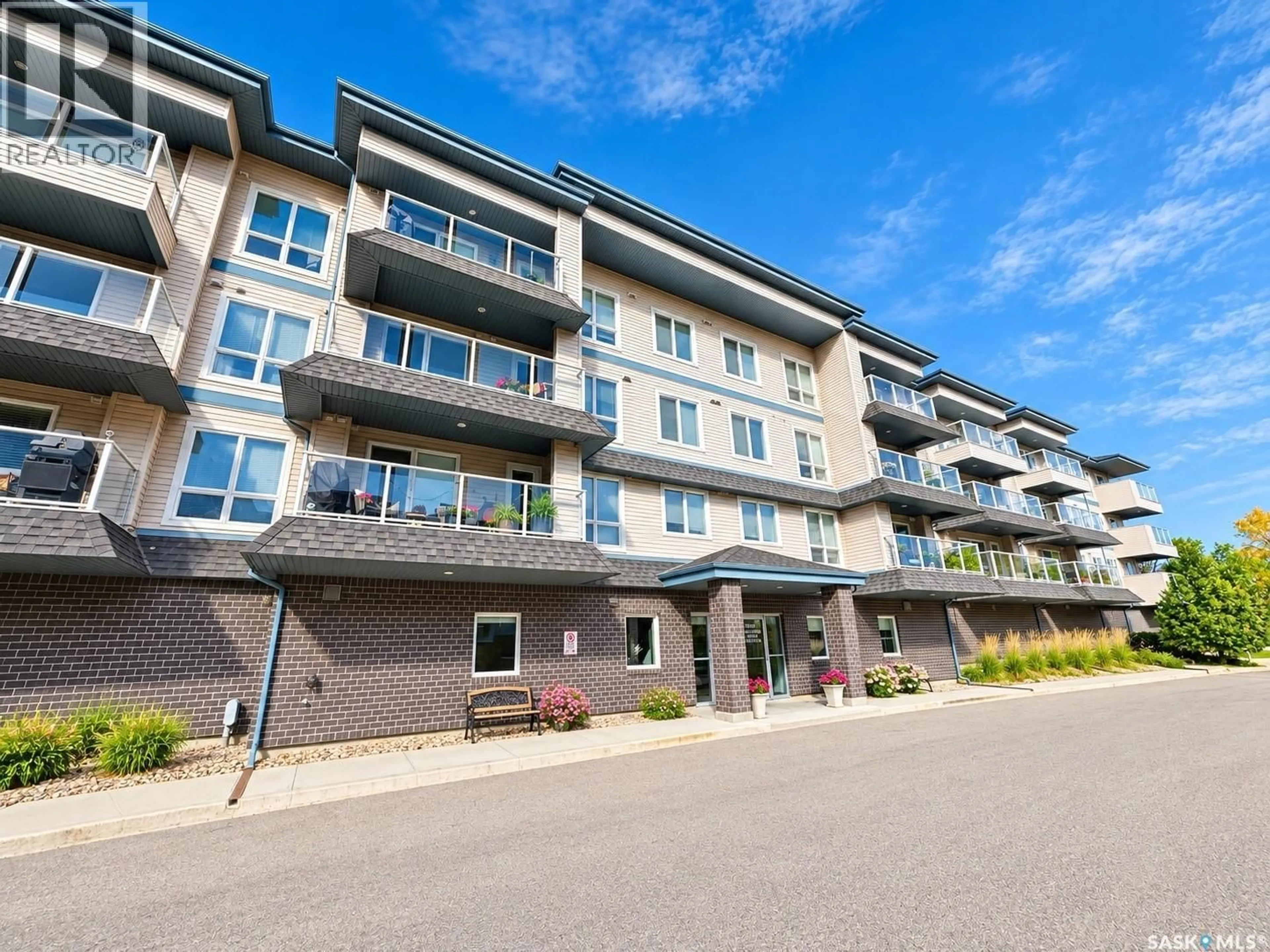 Patio, unknown for 205 - 2341 WINDSOR PARK ROAD, Regina Saskatchewan S4V1R7
