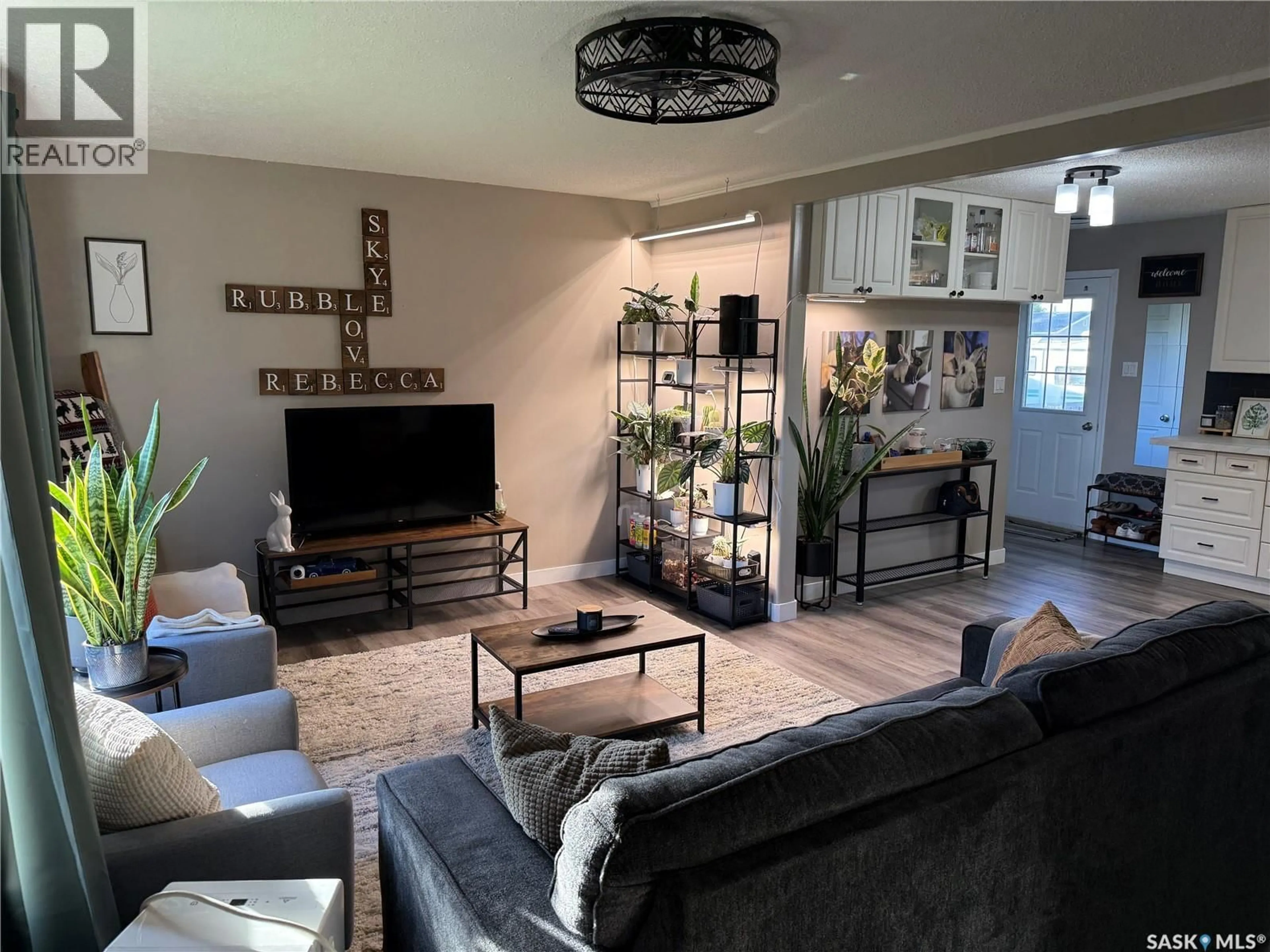 Living room with furniture, unknown for 405 6TH AVENUE, Nipawin Saskatchewan S0E1E0