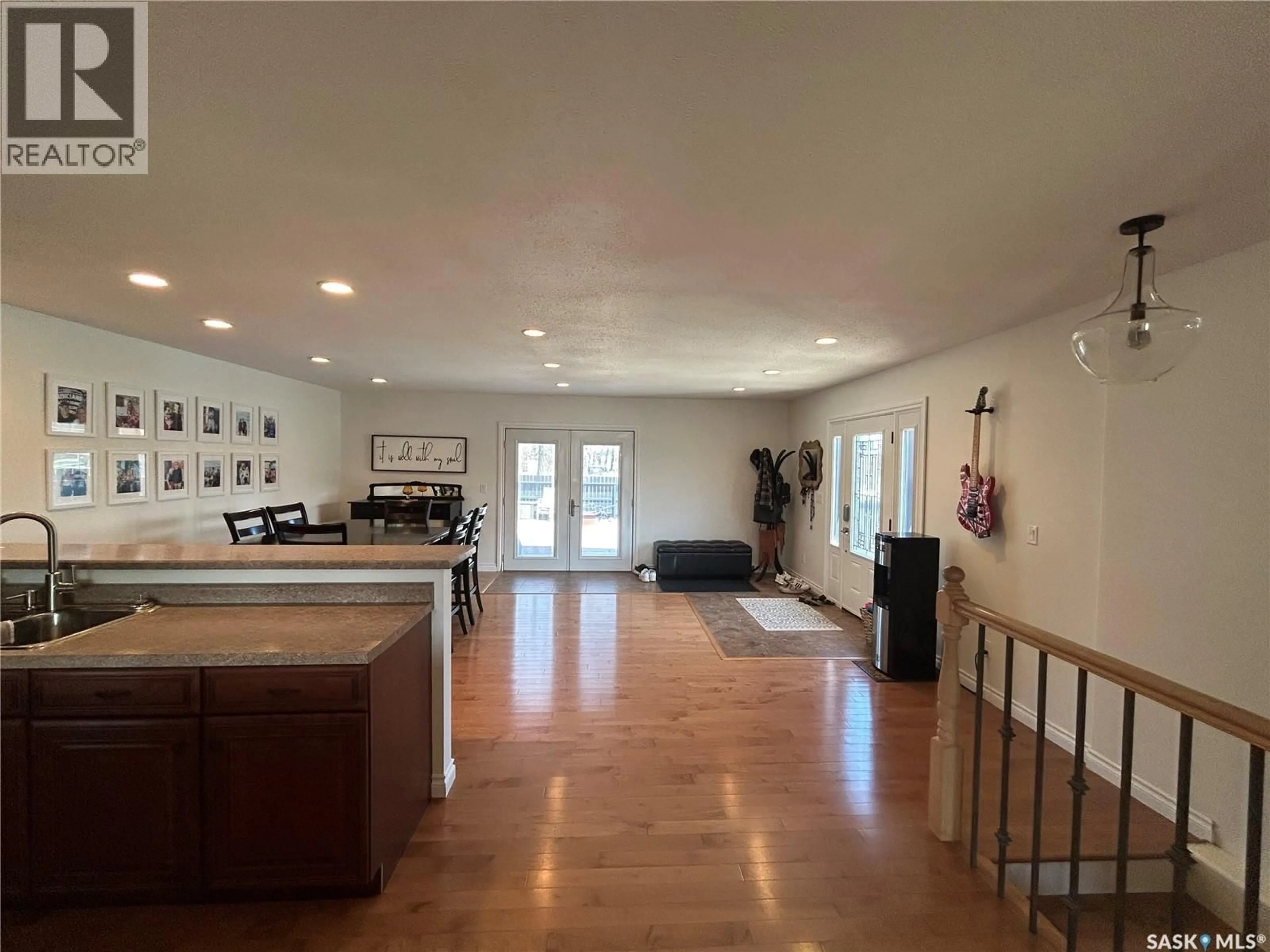 Open concept kitchen, unknown for 1613 DIEPPE CRESCENT, Estevan Saskatchewan S4A1W8