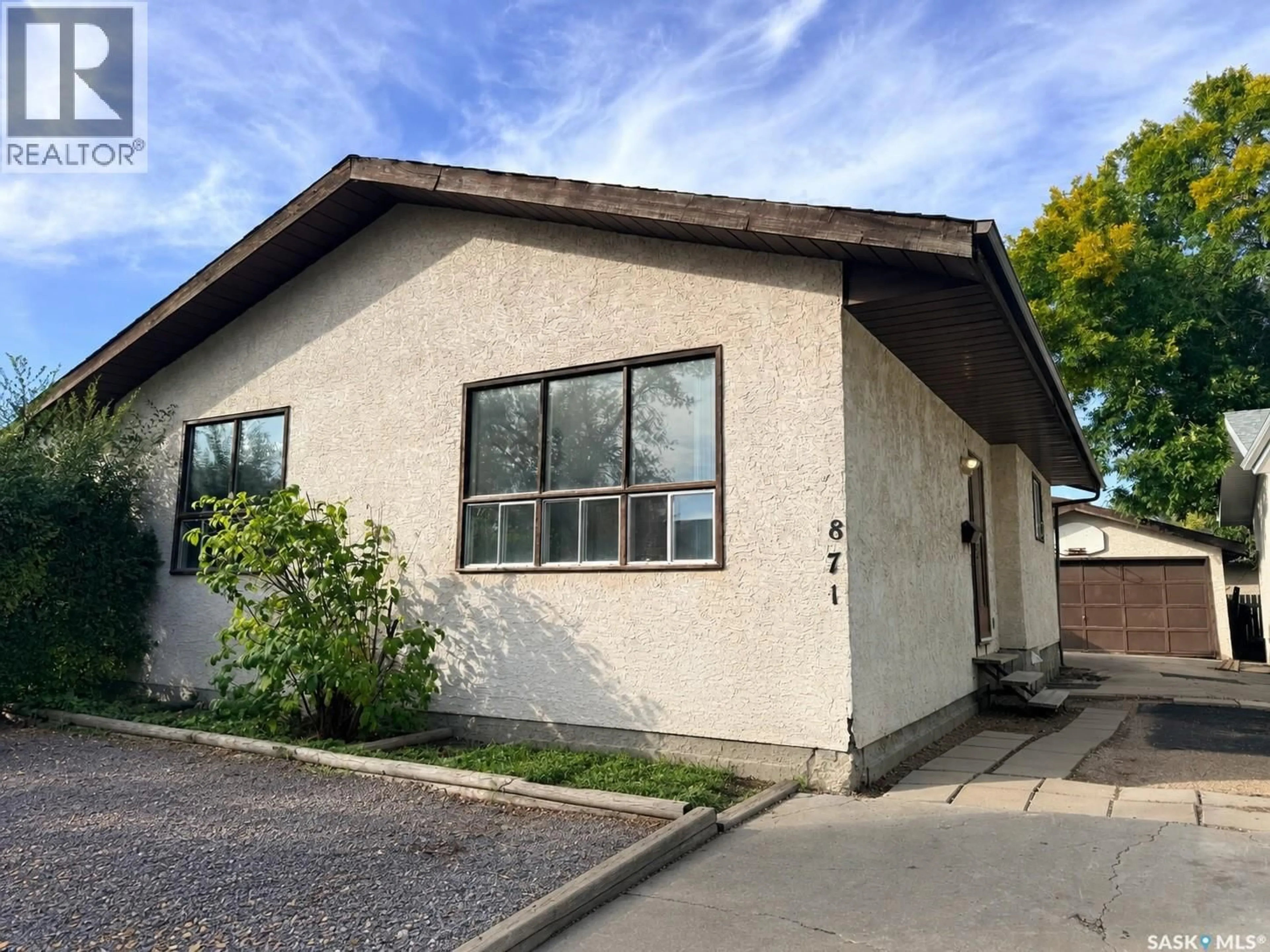 Unknown for 871 MORRIS CRESCENT, Regina Saskatchewan S4X2W4