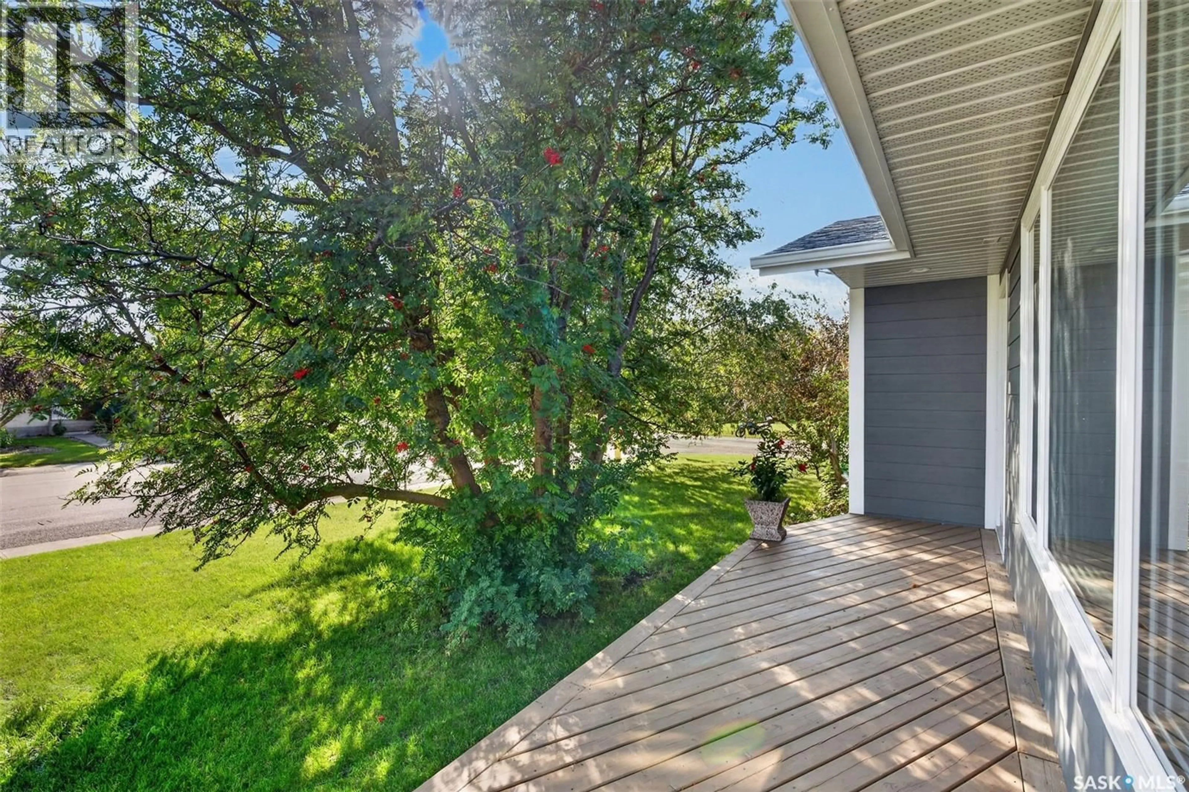 Patio, unknown for 220 MILLBURN STREET, Melfort Saskatchewan S0E1A0
