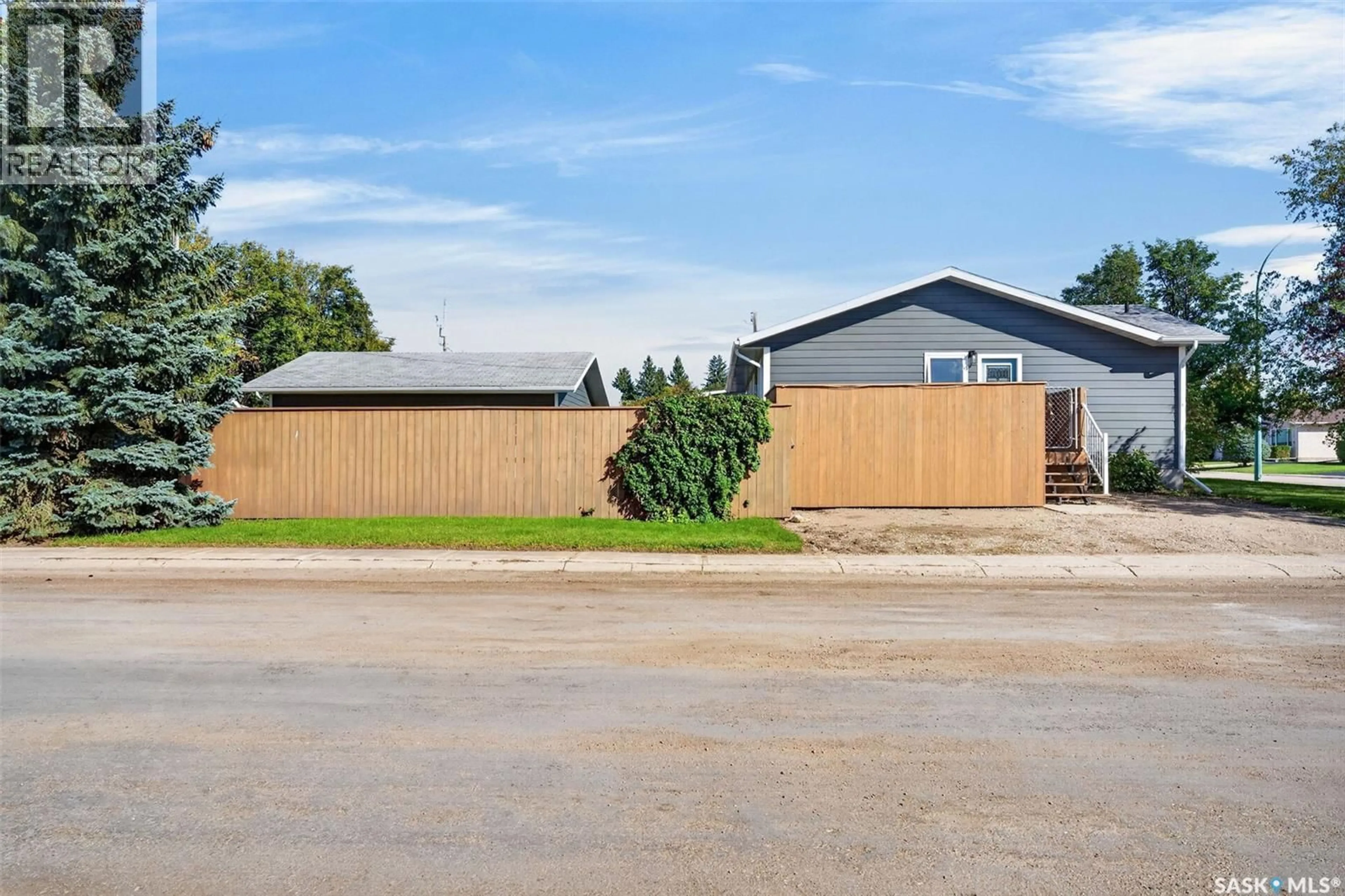 Unknown for 220 MILLBURN STREET, Melfort Saskatchewan S0E1A0