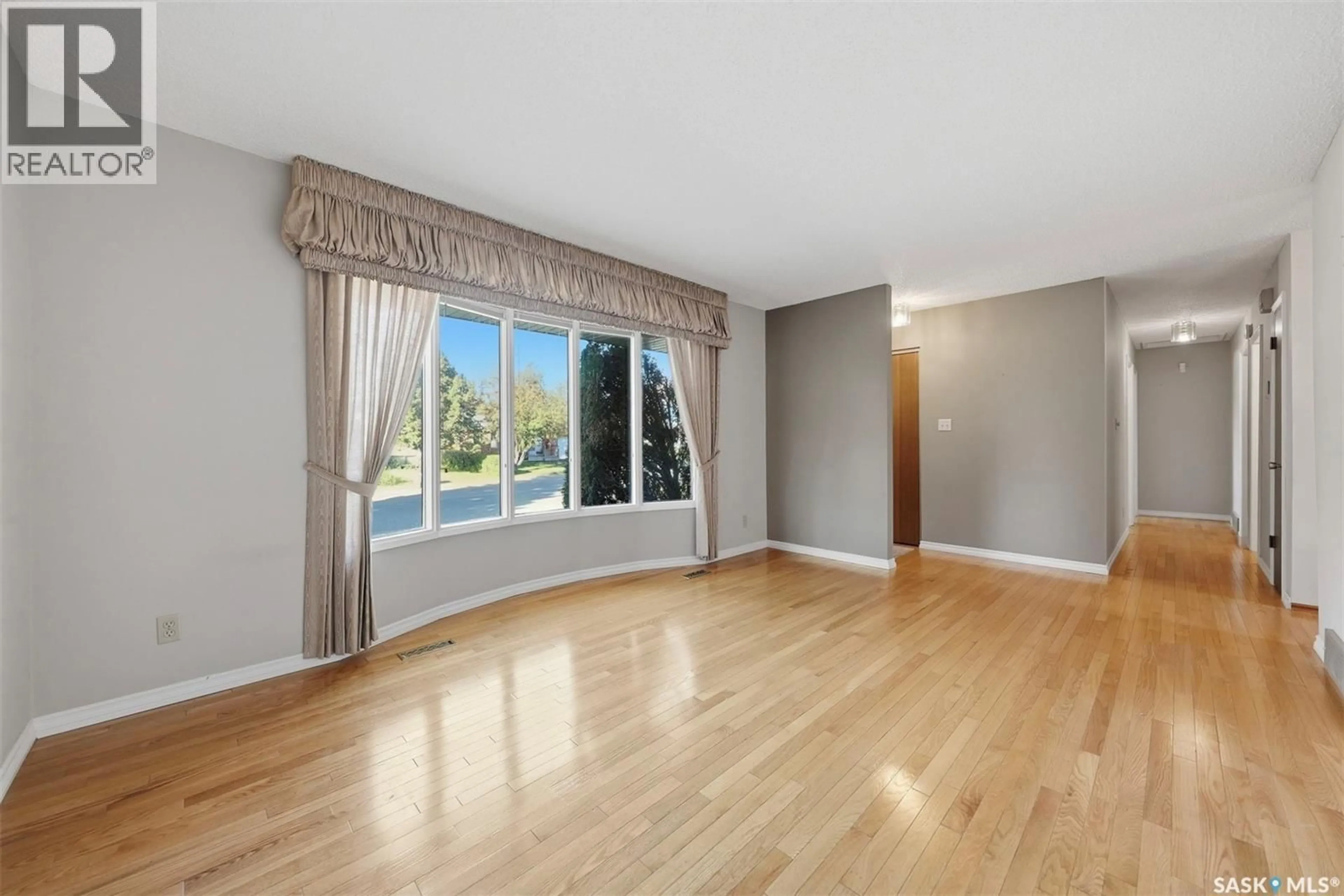 A pic of a room for 253 LAURENTIAN DRIVE, Saskatoon Saskatchewan S7H4R8
