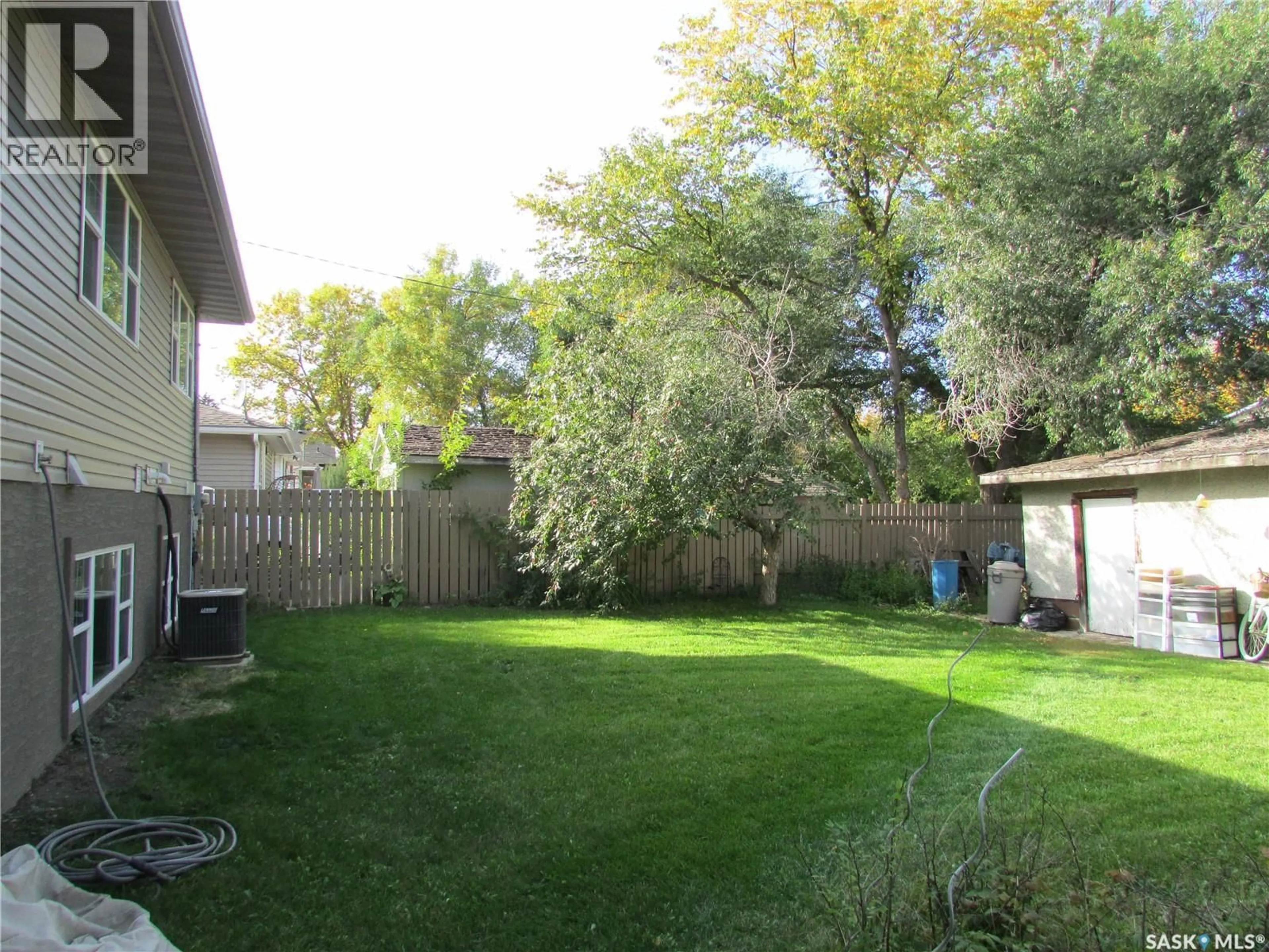 Patio, unknown for 204 19TH AVENUE, Regina Saskatchewan S4N1N1