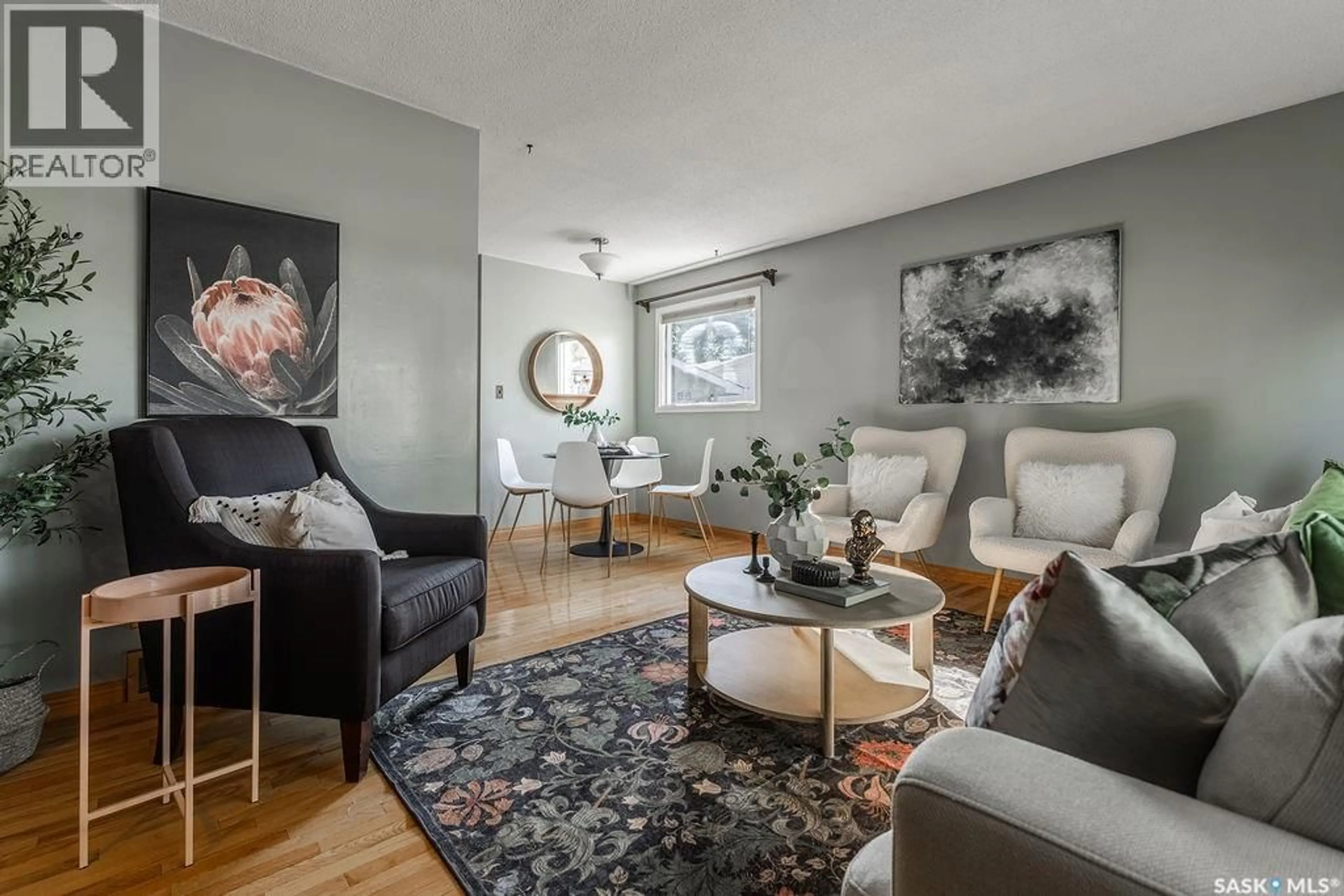 Living room with furniture, unknown for 56 MORRIS DRIVE, Saskatoon Saskatchewan S7L3V2