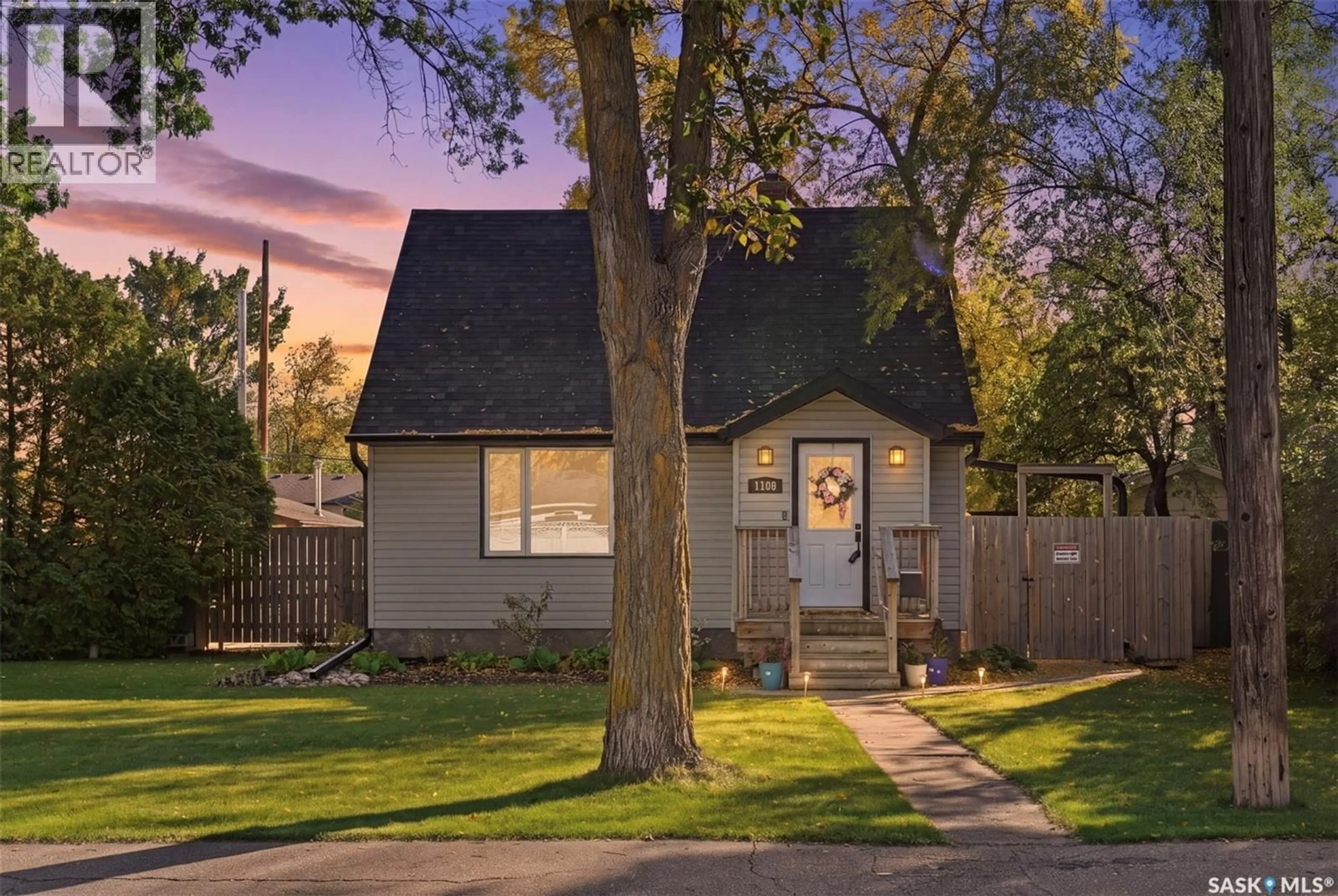 Unknown for 1109 OXFORD STREET, Saskatoon Saskatchewan S7K0Y5