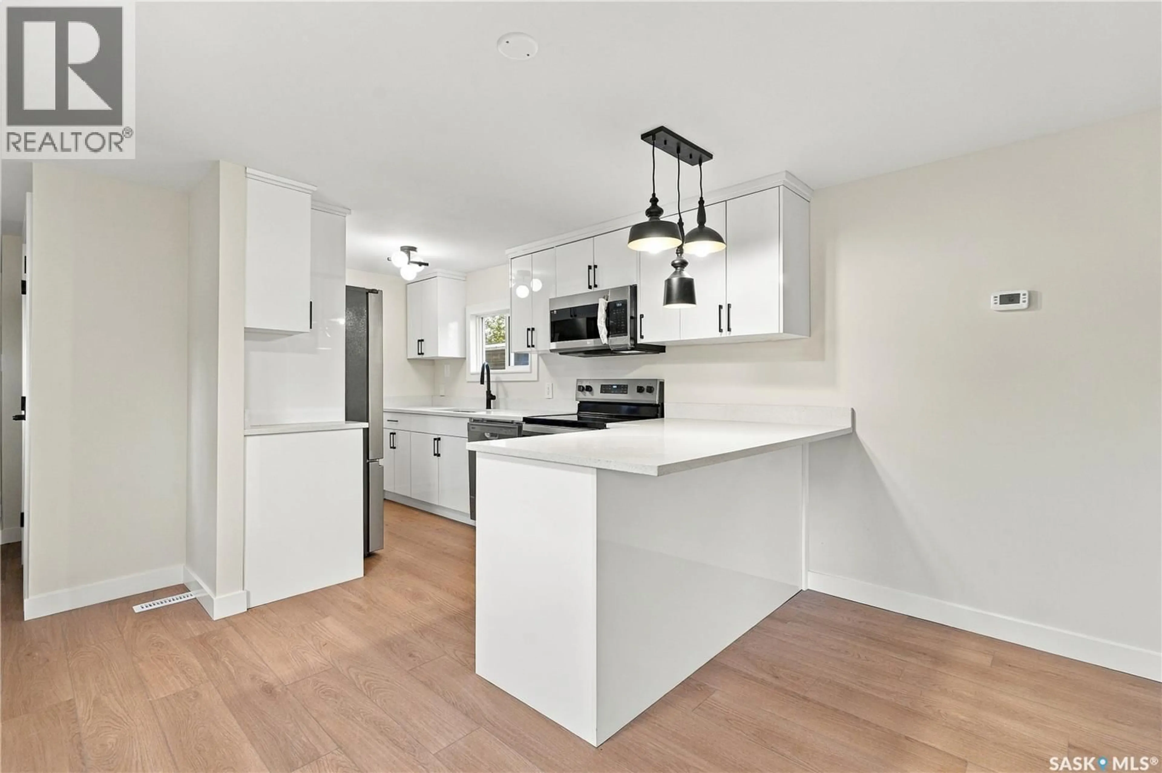 Open concept kitchen, unknown for 219 - 57 GRANT STREET, Saskatoon Saskatchewan S7N2A5