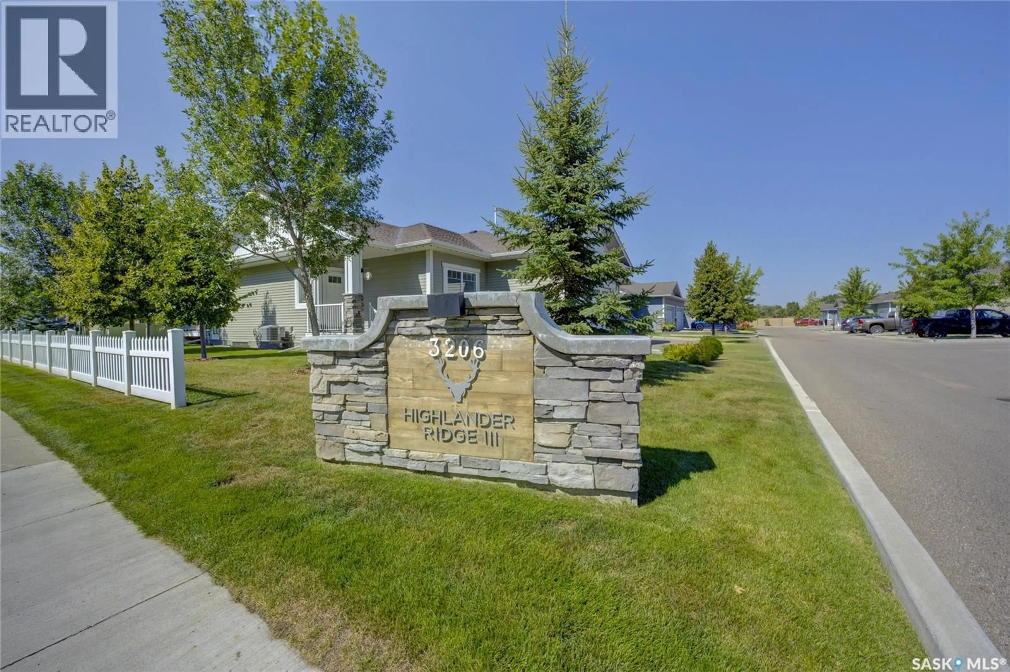 Unknown for 3206 11TH STREET, Saskatoon Saskatchewan S7M5Z1