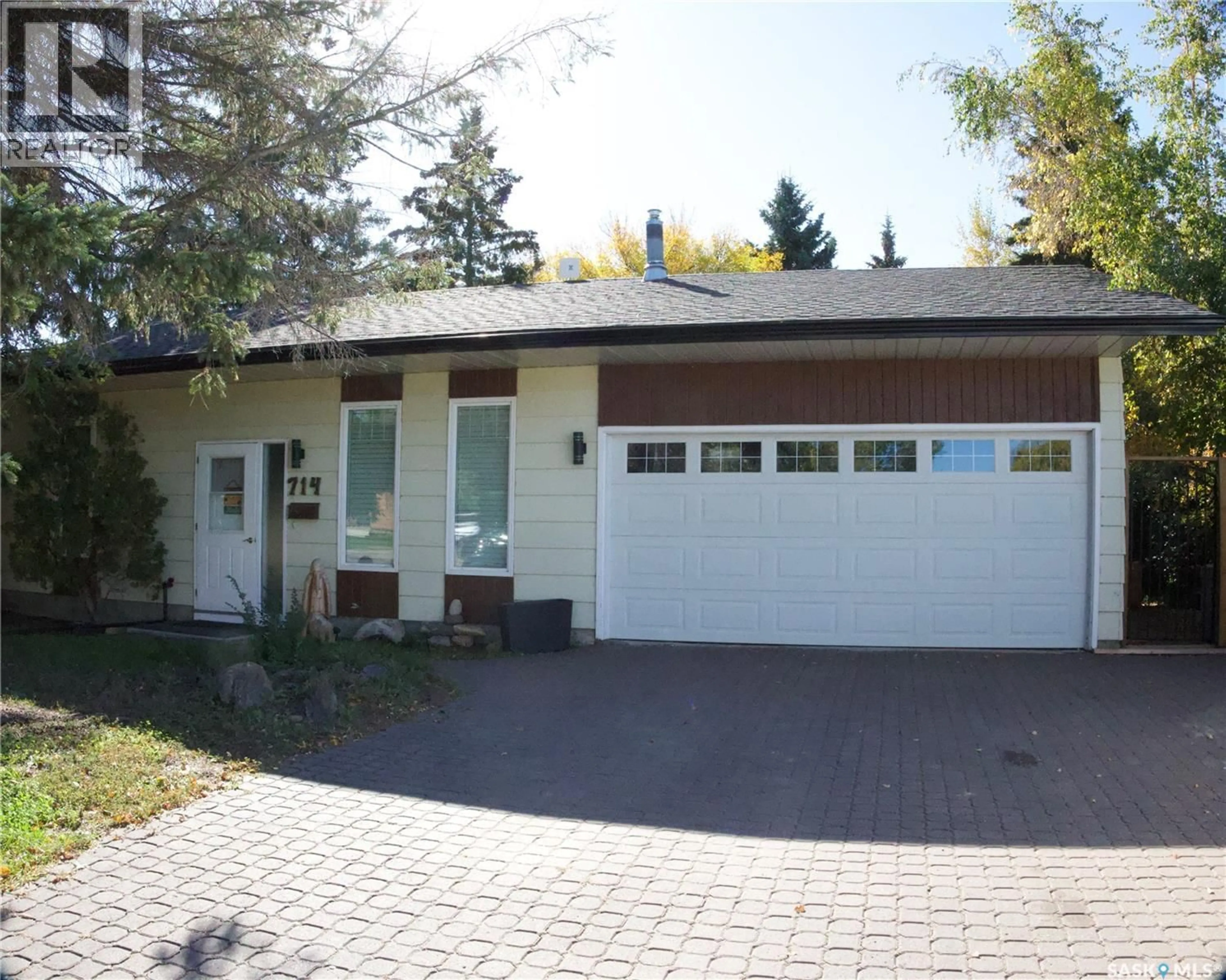 Unknown for 714 4TH STREET, Martensville Saskatchewan S0K2T0