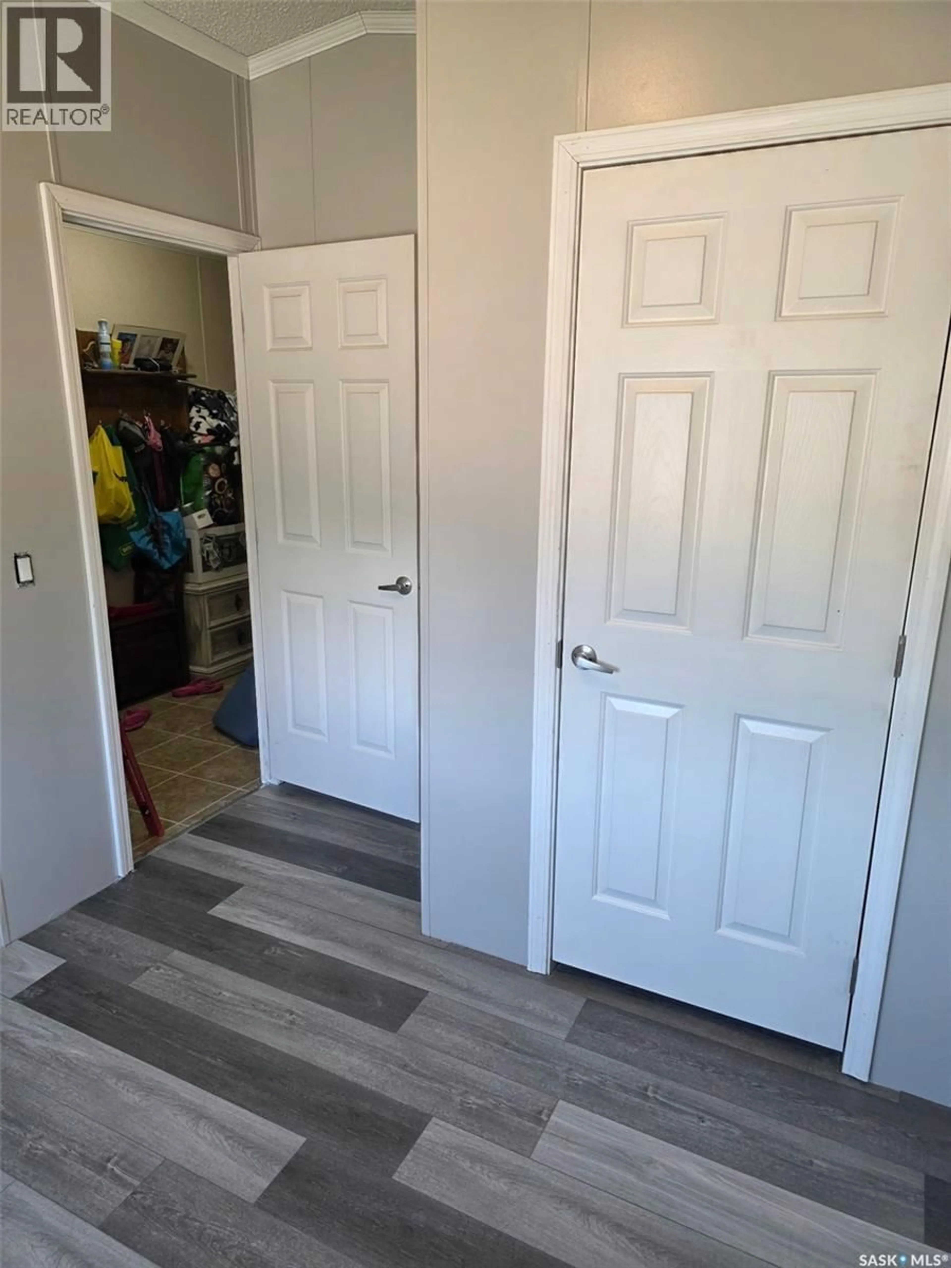 Indoor entryway for 217 CHARLES STREET, Stewart Valley Saskatchewan S0N2P0