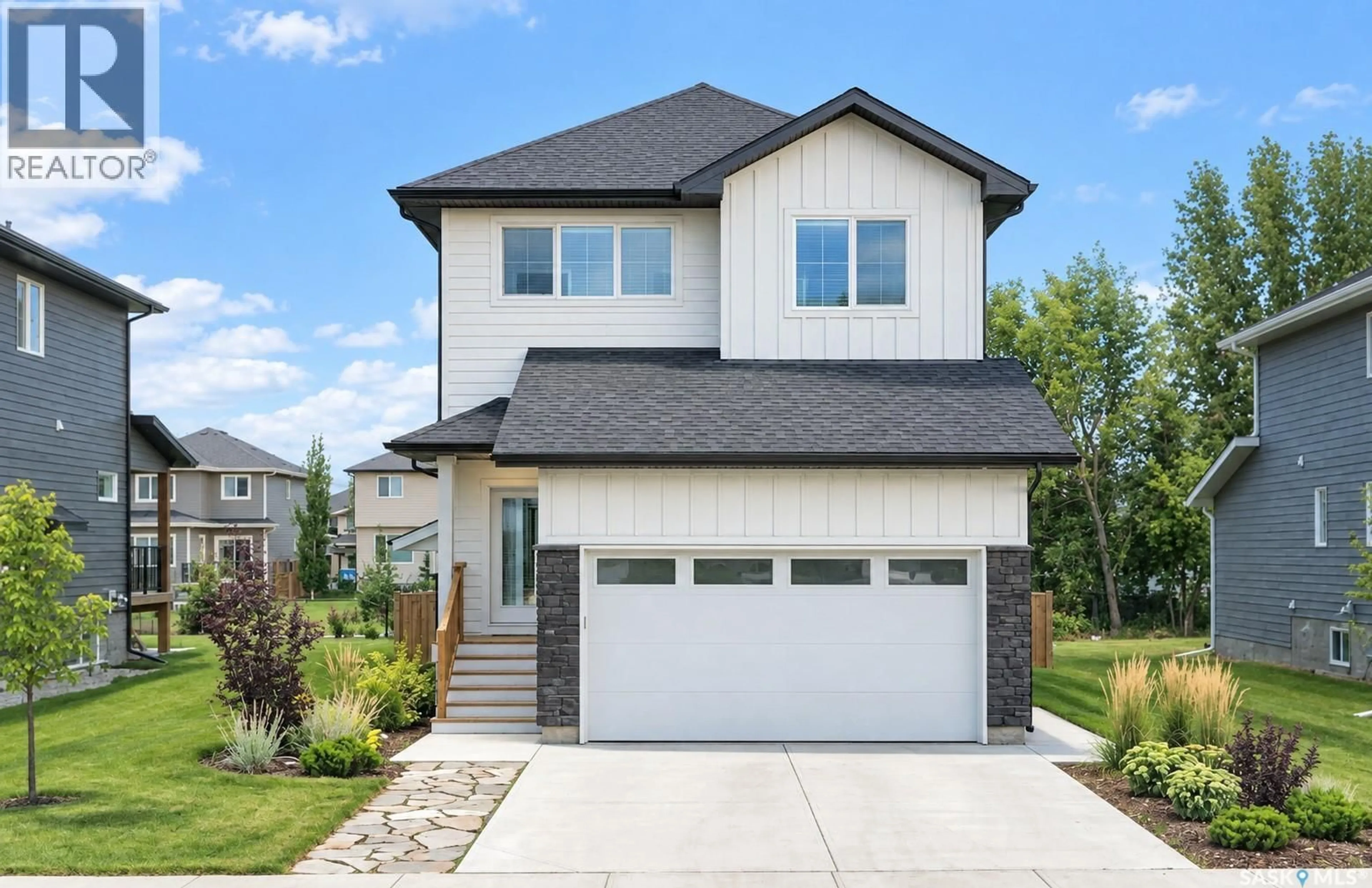 Home with vinyl exterior material, street for 3083 DUMONT WAY, Regina Saskatchewan S4V3Z3