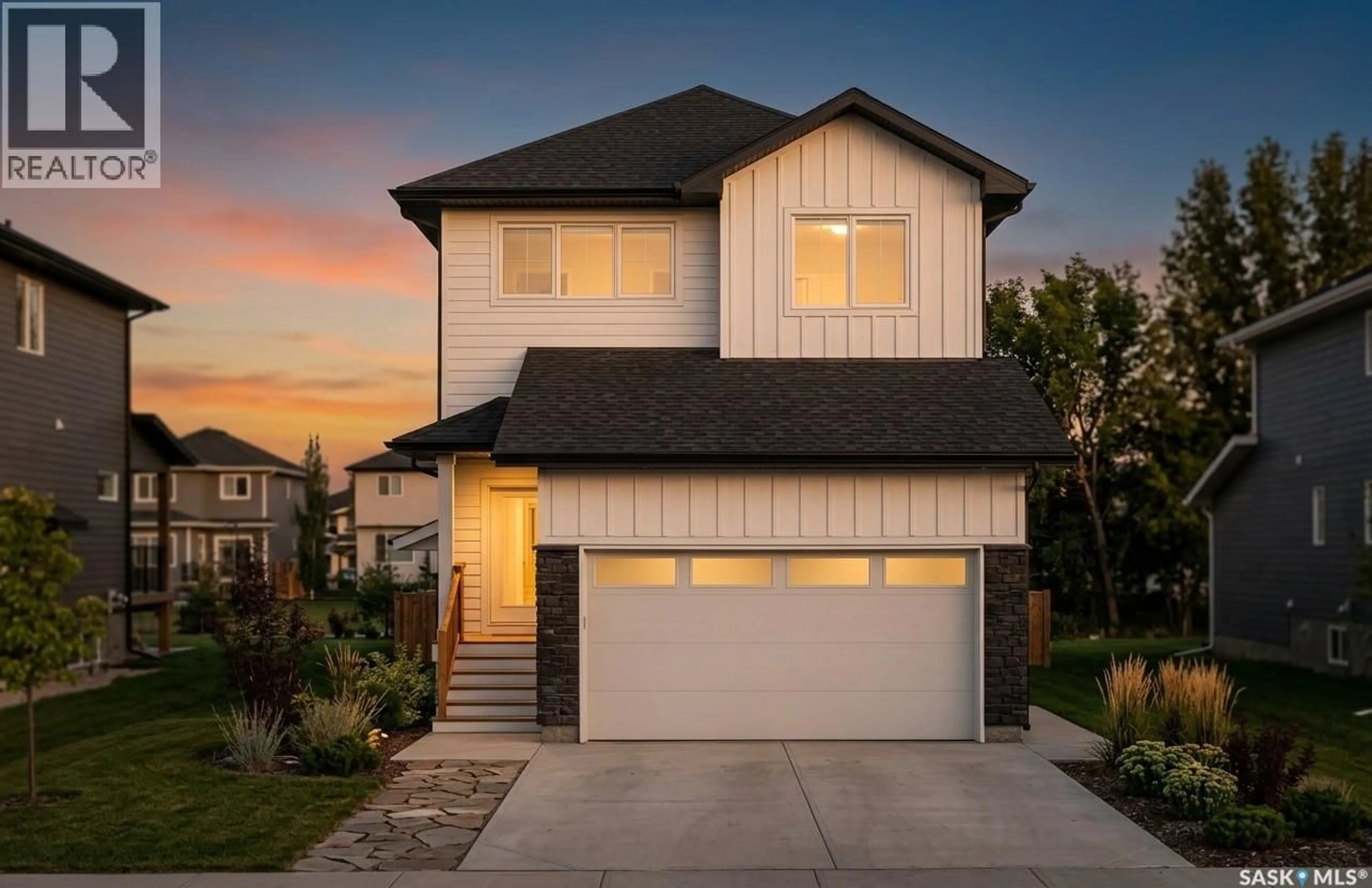 Home with vinyl exterior material, street for 3083 DUMONT WAY, Regina Saskatchewan S4V3Z3