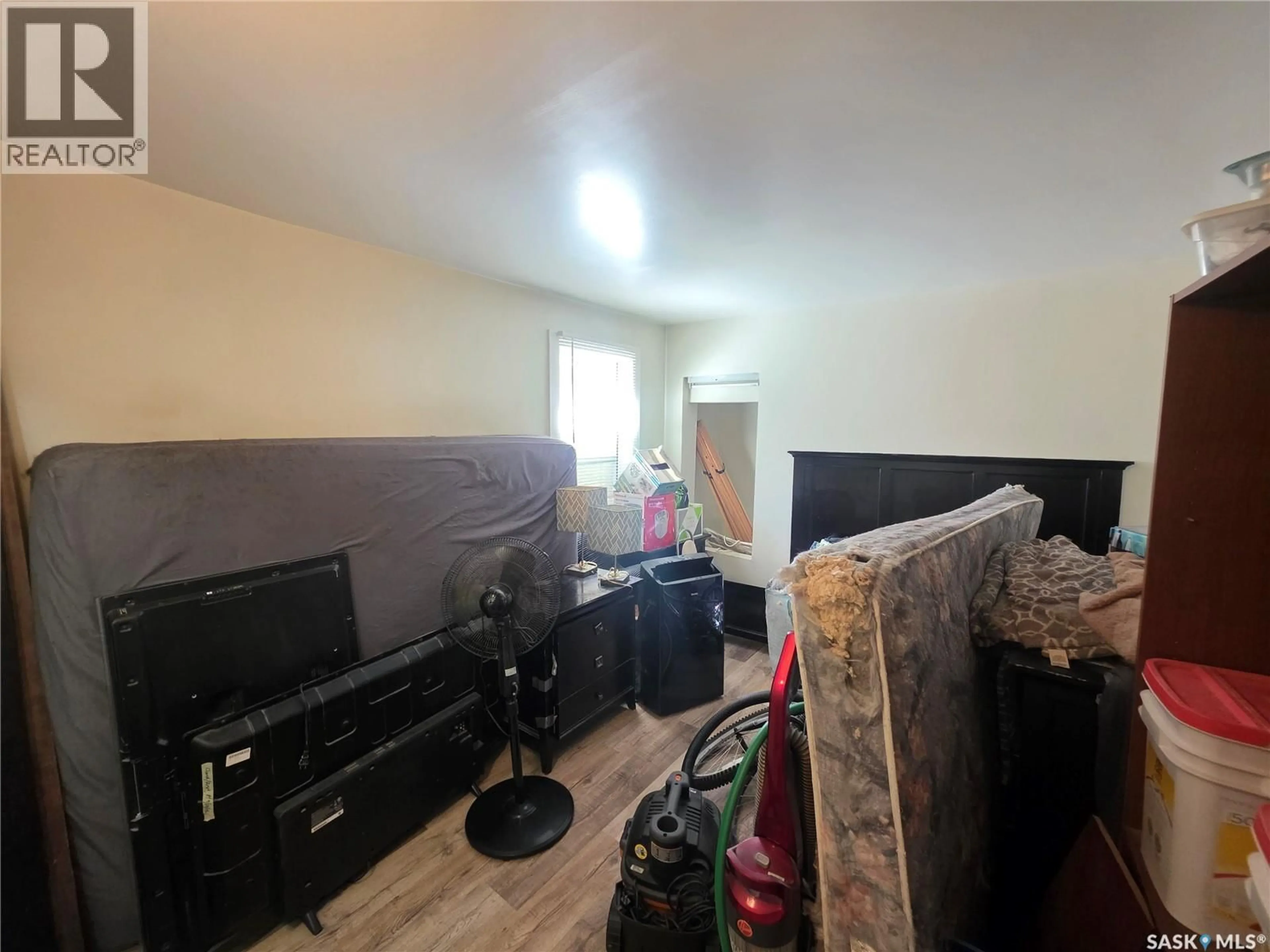 A pic of a room for 1436 WASCANA STREET, Regina Saskatchewan S4T4J5