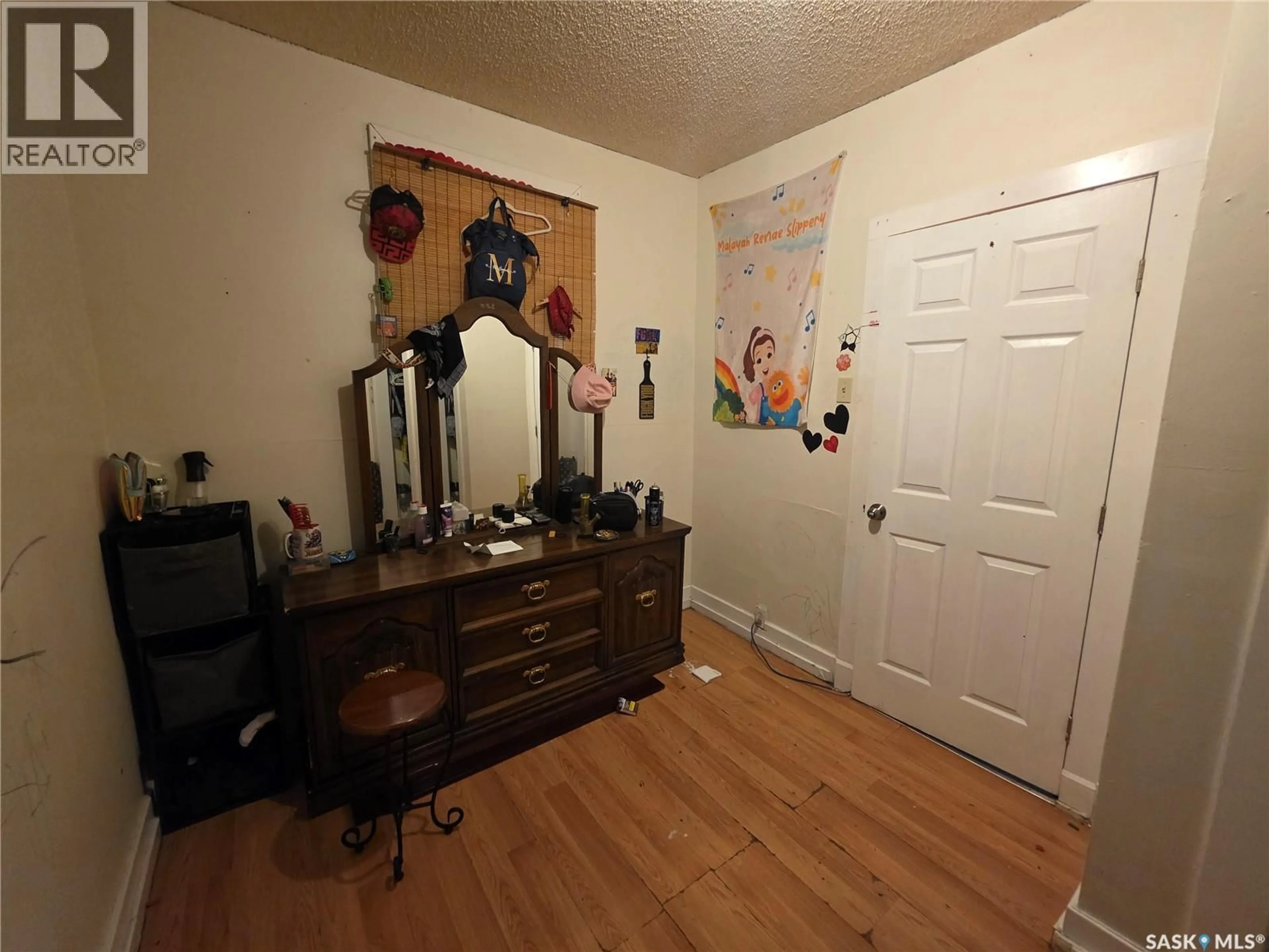 A pic of a room for 1126 ROBINSON STREET, Regina Saskatchewan S4T2M9
