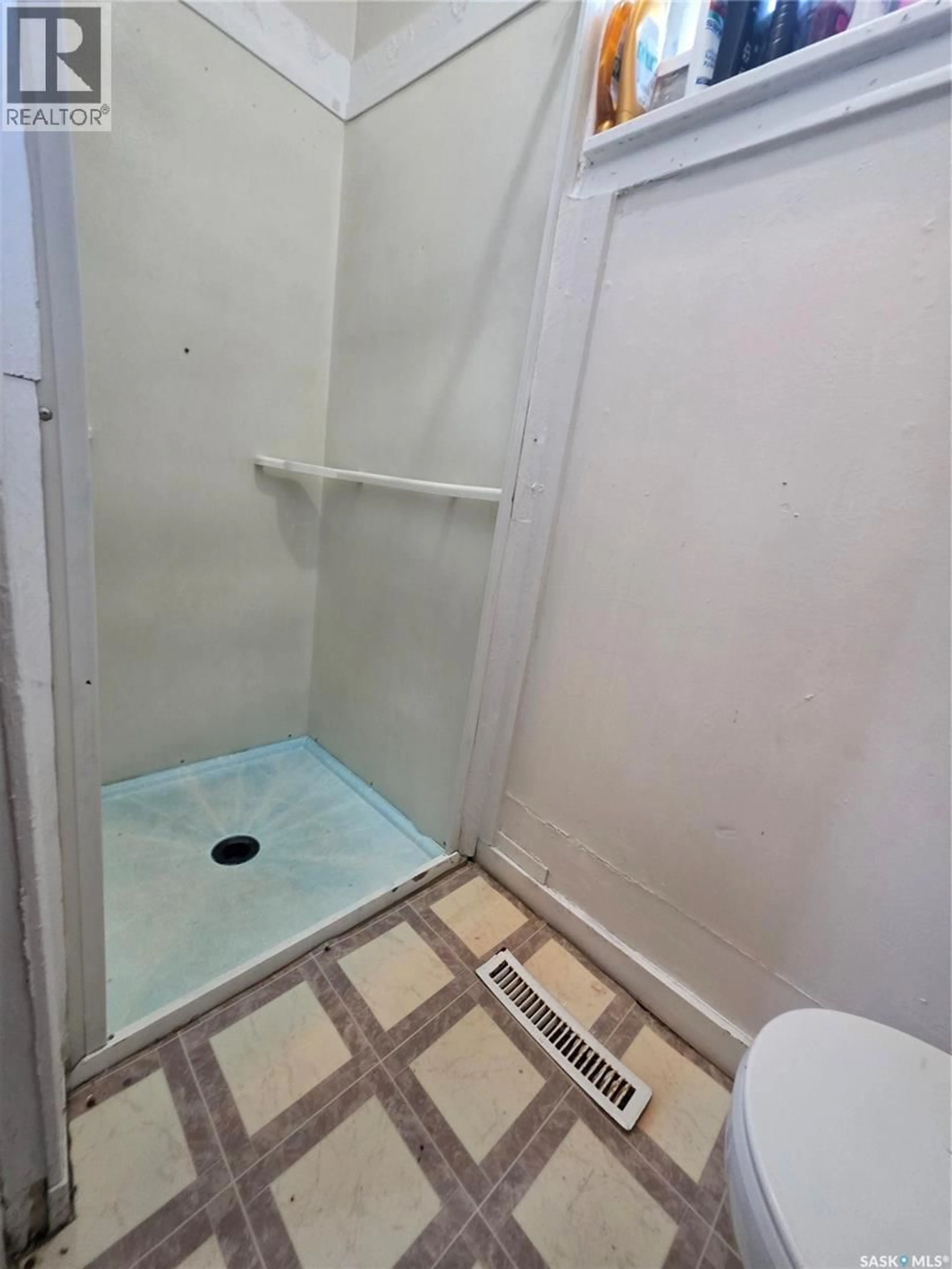A pic of a room for 1126 ROBINSON STREET, Regina Saskatchewan S4T2M9