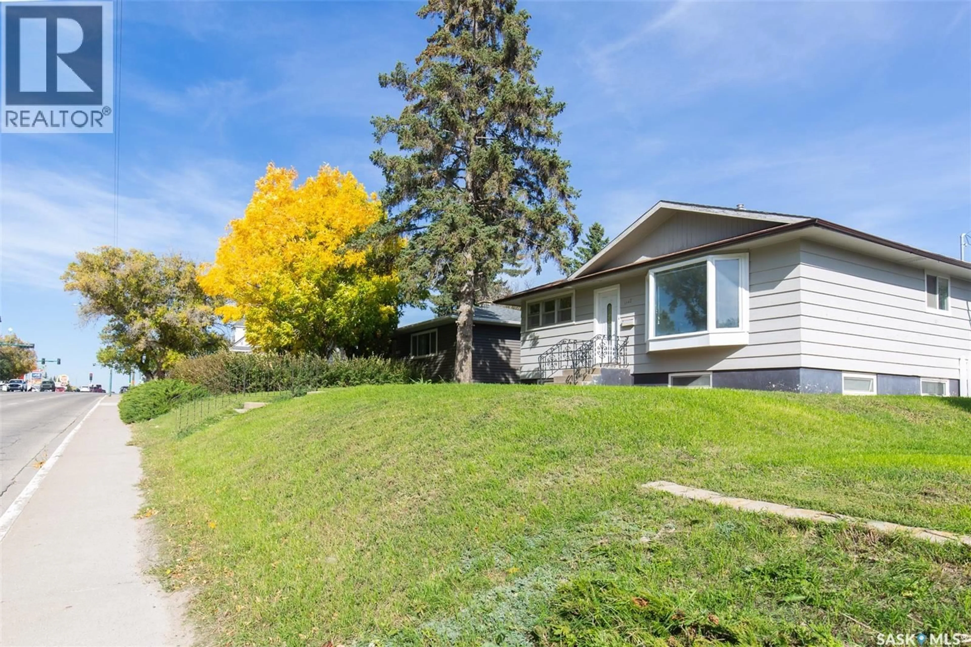 A pic from outside/outdoor area/front of a property/back of a property/a pic from drone, street for 1147 MAIN STREET, Moose Jaw Saskatchewan S6H0X3