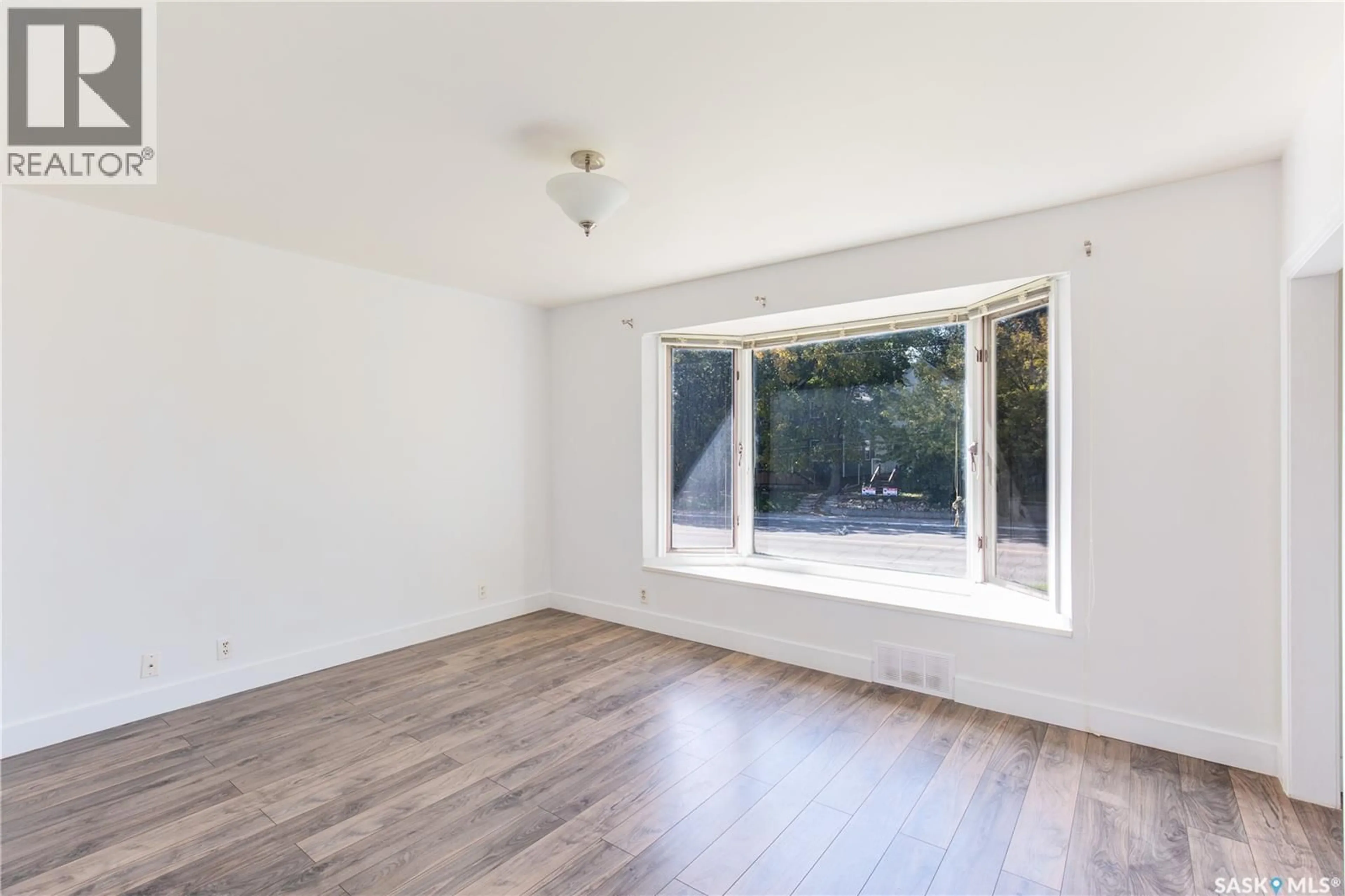 A pic of a room for 1147 MAIN STREET, Moose Jaw Saskatchewan S6H0X3