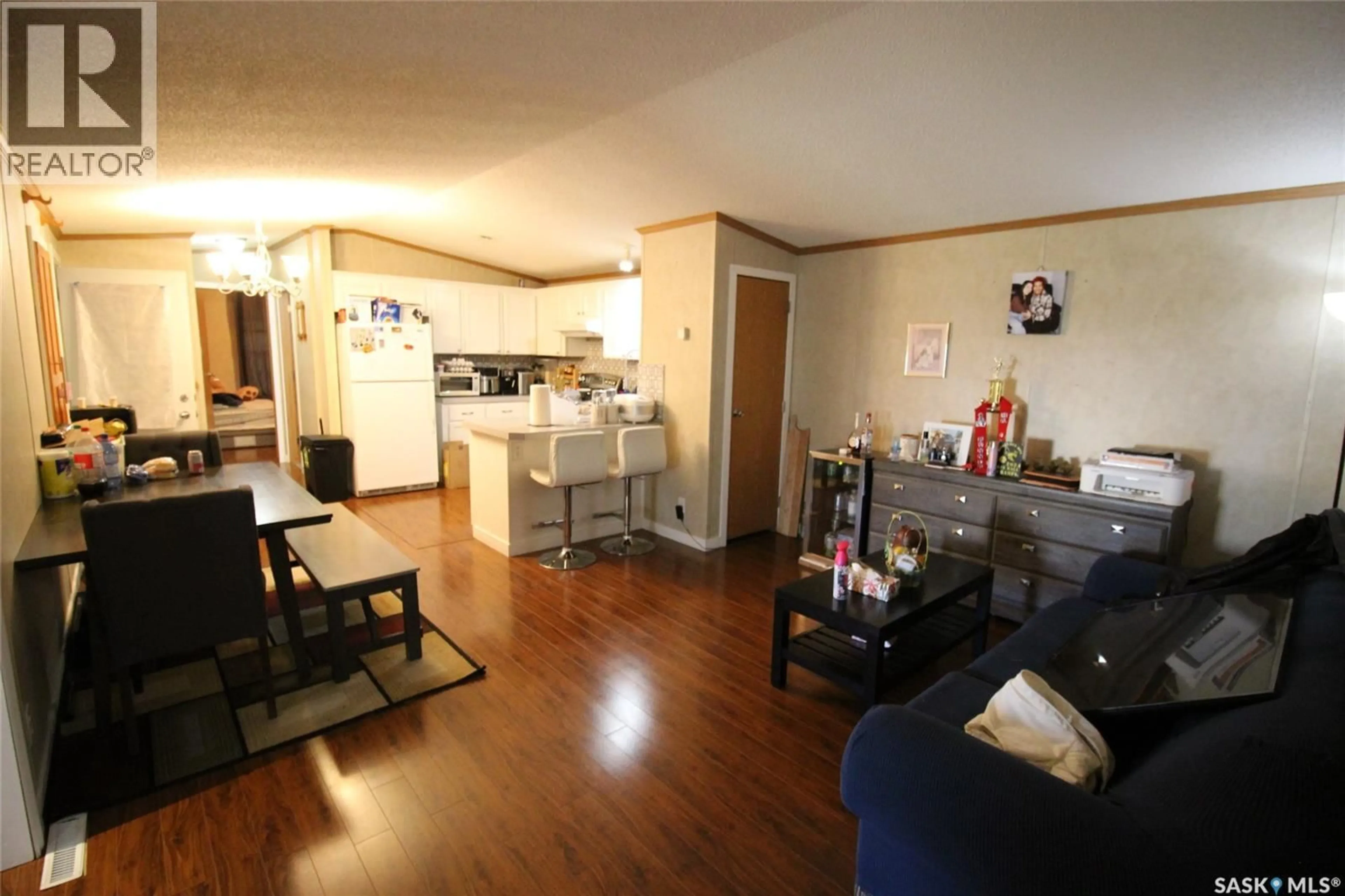 A pic of a room for 3027 NORMAN PLACE, Frontier Saskatchewan S0N0W0