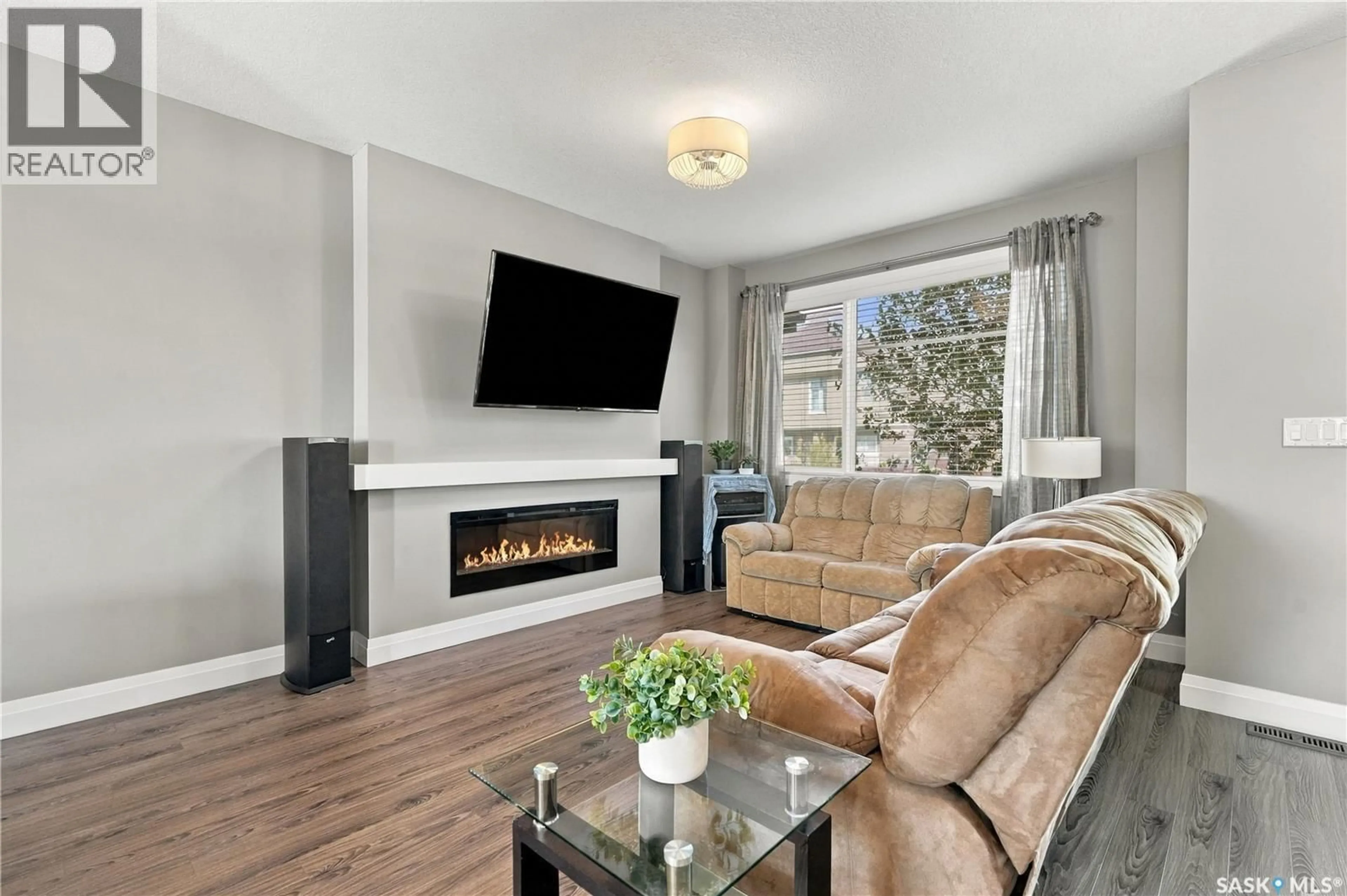 Living room with furniture, unknown for 5313 GREEN SILVERBERRY DRIVE, Regina Saskatchewan S4V3M5
