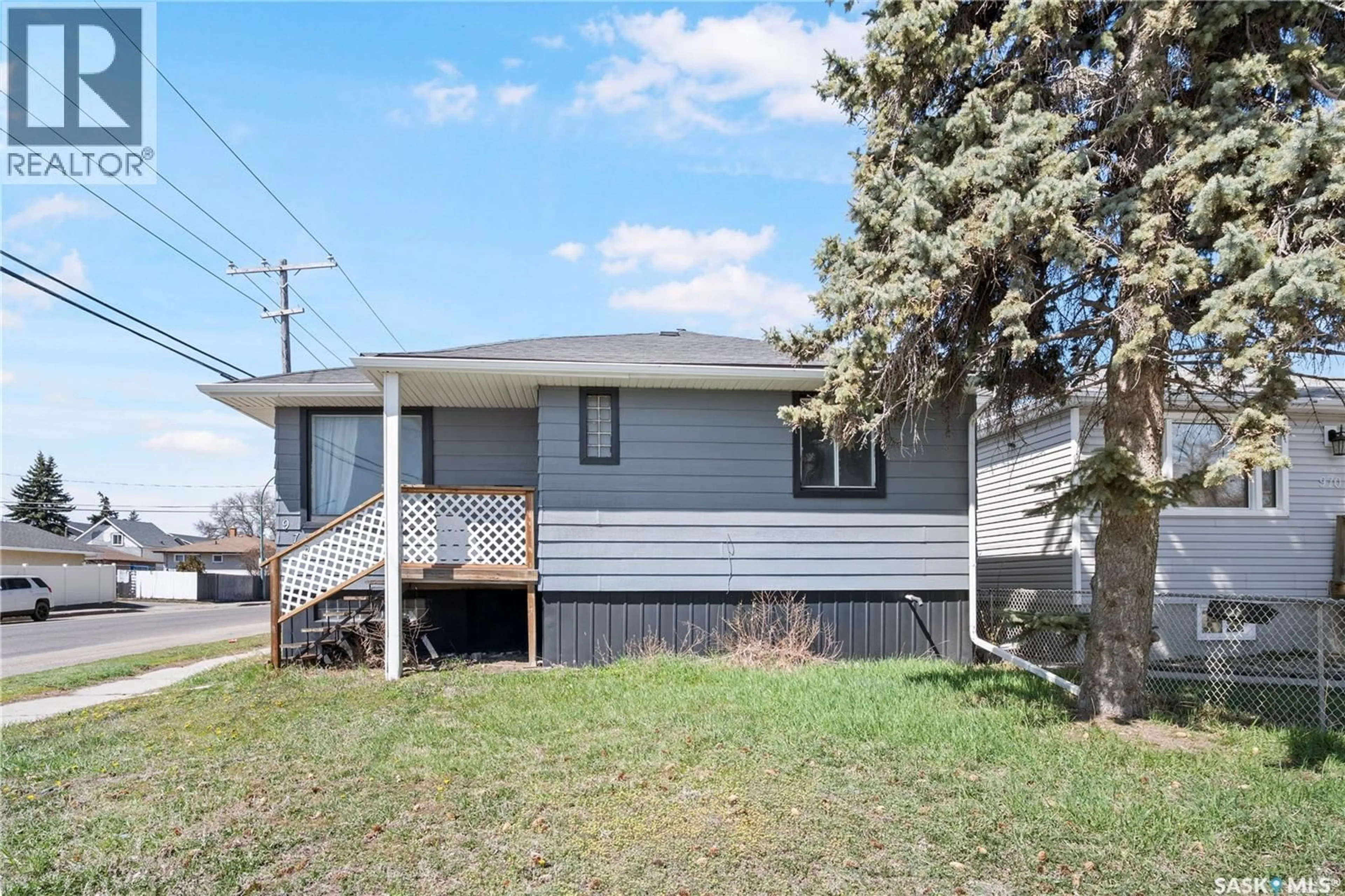 Unknown for 978 LINDSAY STREET, Regina Saskatchewan S4N3A6