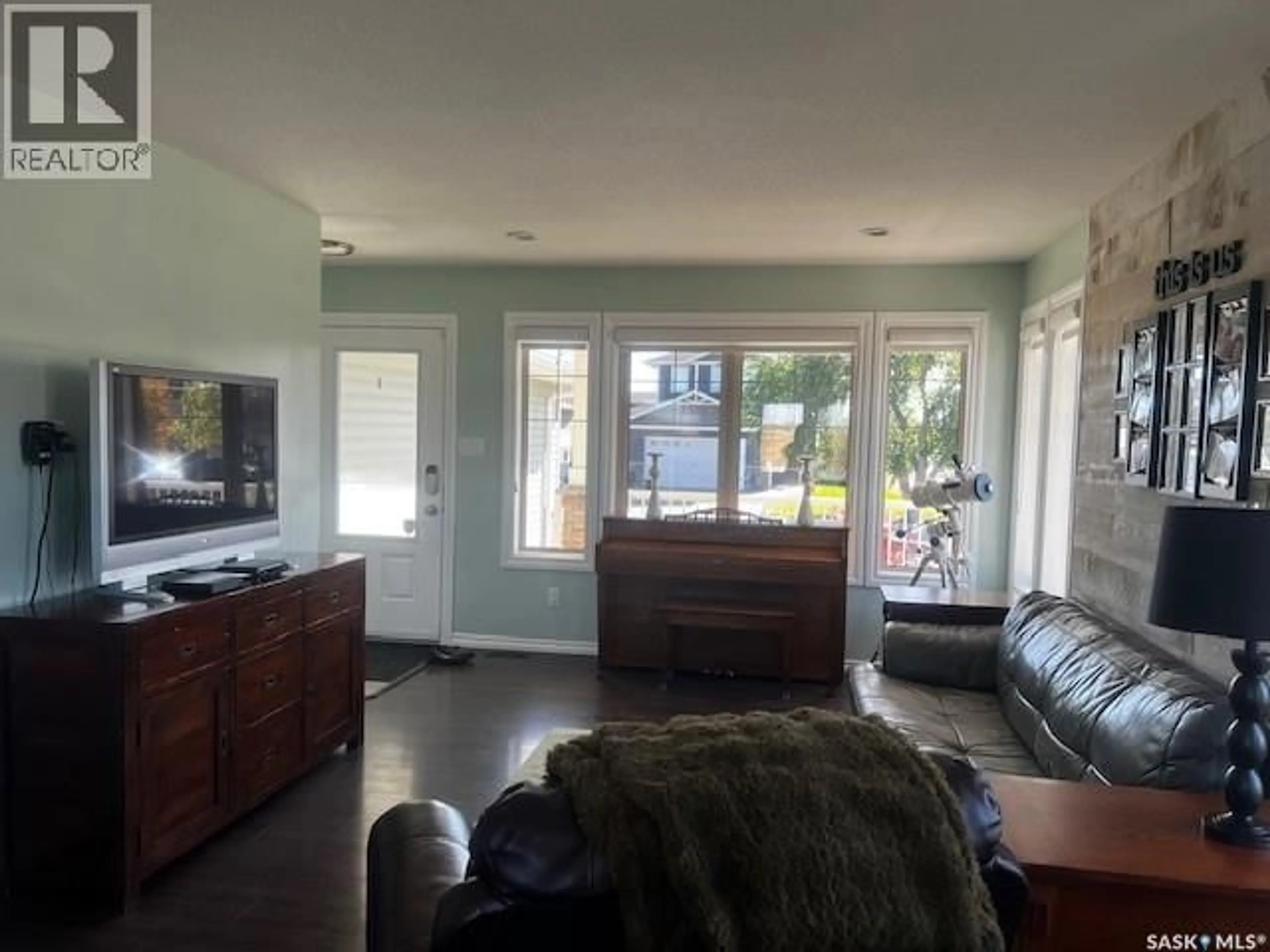 A pic of a room for 2 MACKENZIE ROAD, Pilot Butte Saskatchewan S0G3Z0