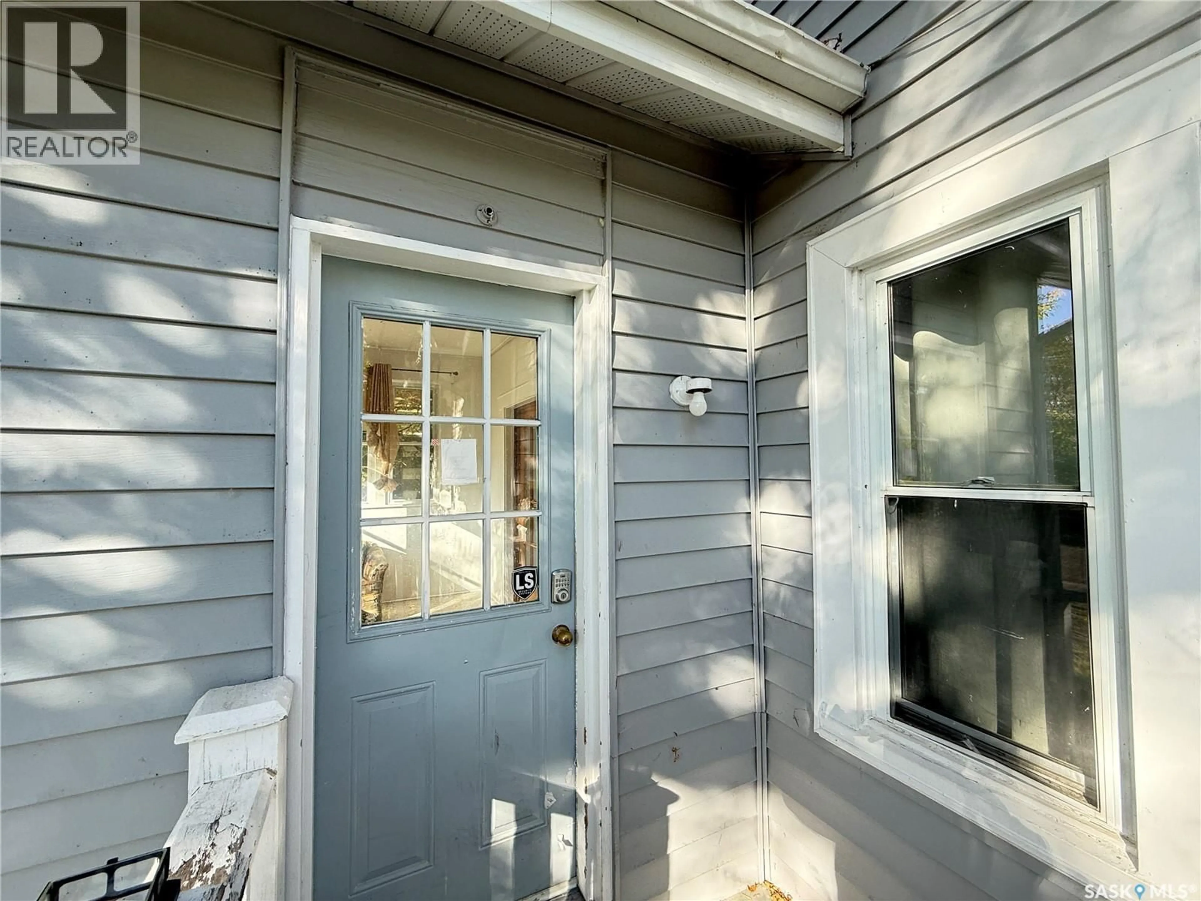 Unknown for 1153 MONTAGUE STREET, Regina Saskatchewan S4T3H8