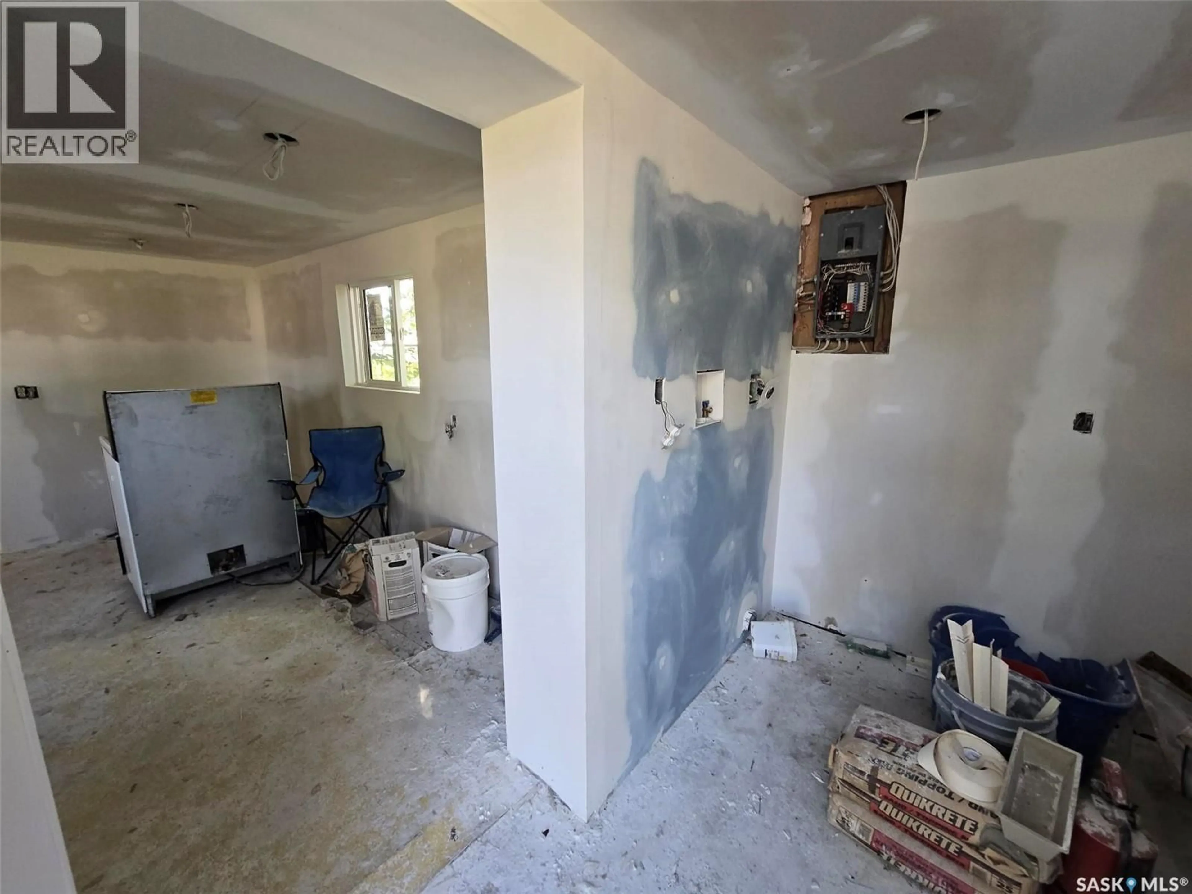 A pic of a room for 222 1ST AVENUE, Montmartre Saskatchewan S0G3M0