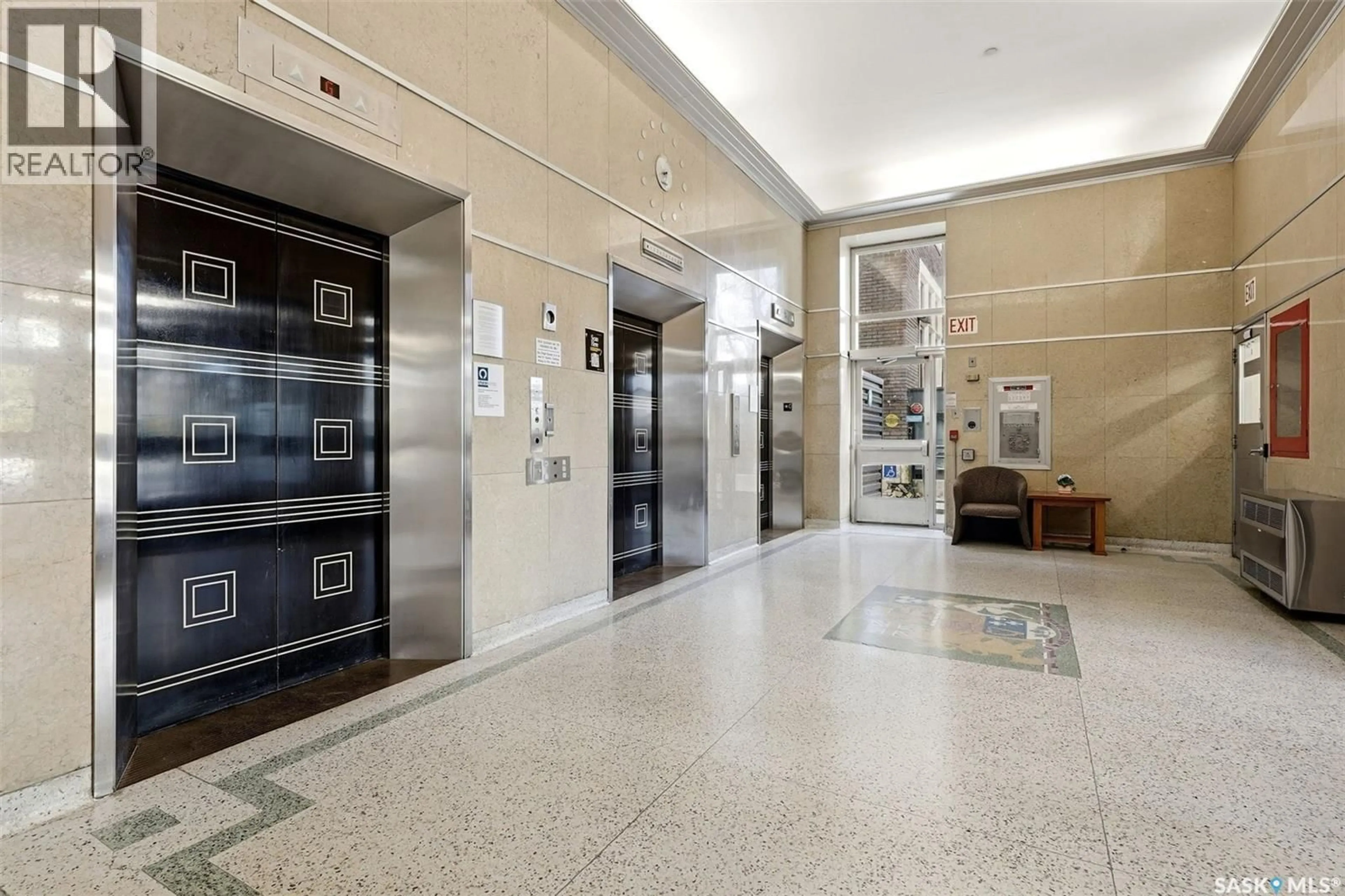 Lobby for 1901 - 805 VICTORIA AVENUE, Regina Saskatchewan S4P3R4