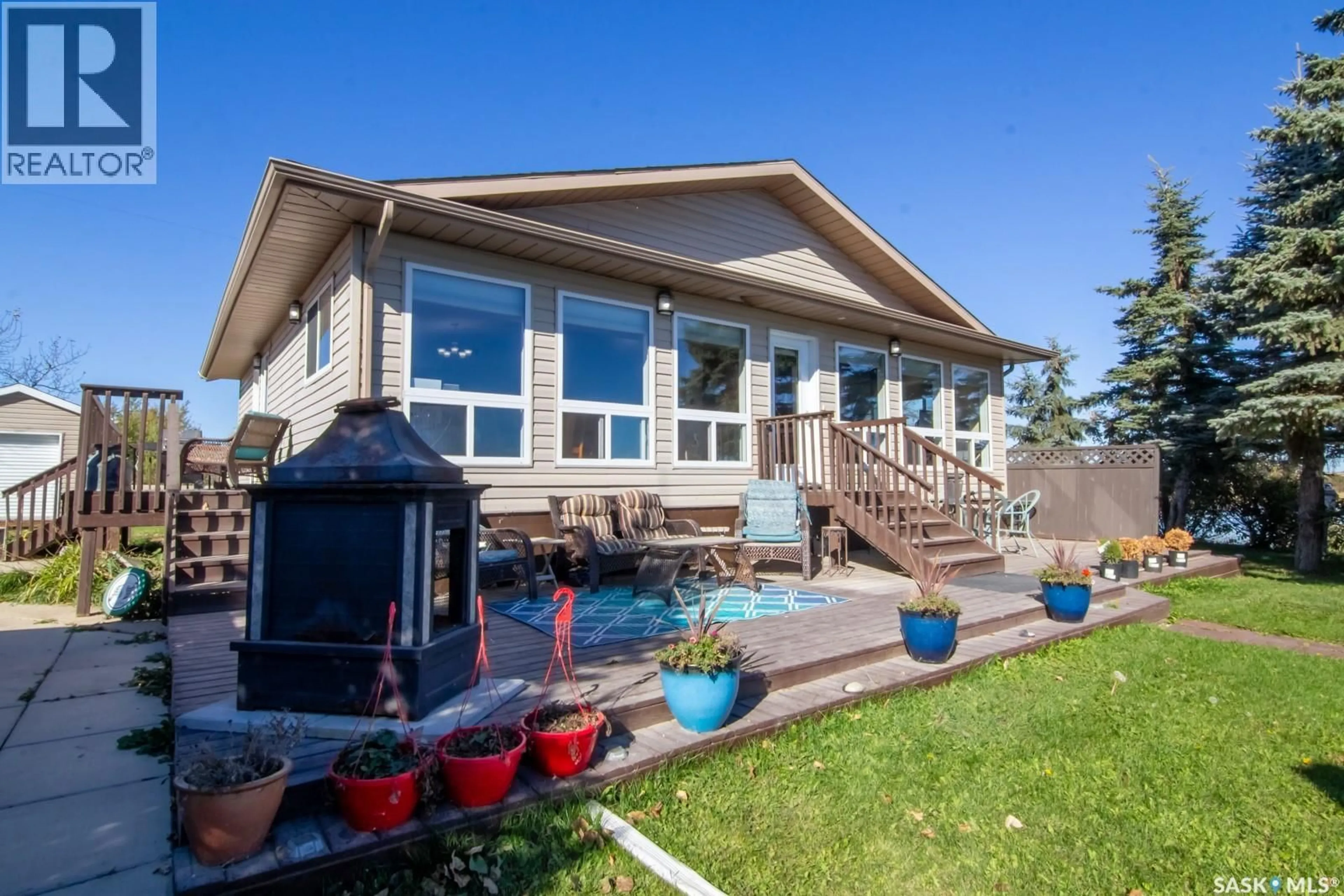 Home with vinyl exterior material, water/lake/river/ocean view for 3830 FIRST POINT BEACH DRIVE, Wakaw Lake Saskatchewan S0K4P0