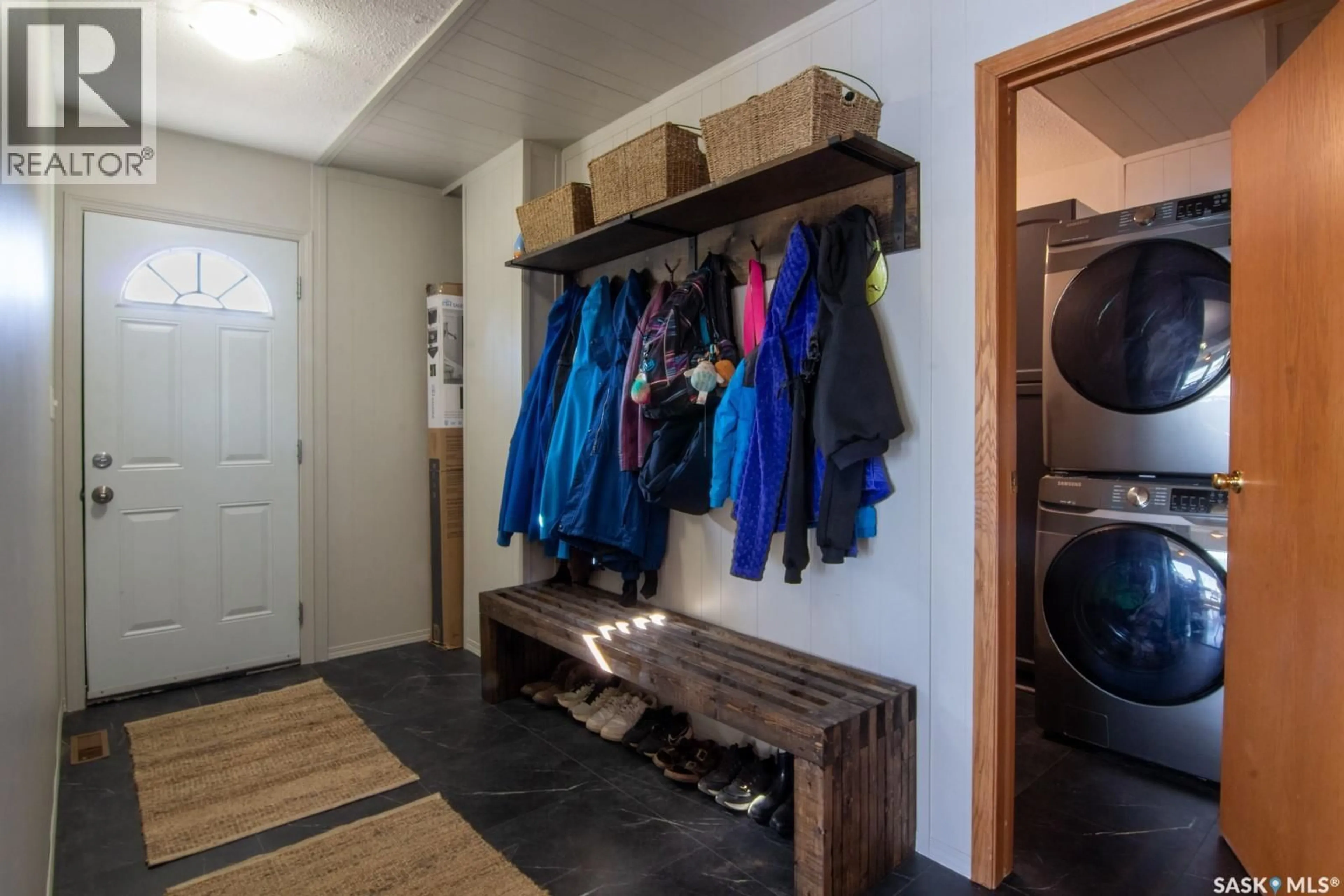 Indoor entryway for 3830 FIRST POINT BEACH DRIVE, Wakaw Lake Saskatchewan S0K4P0