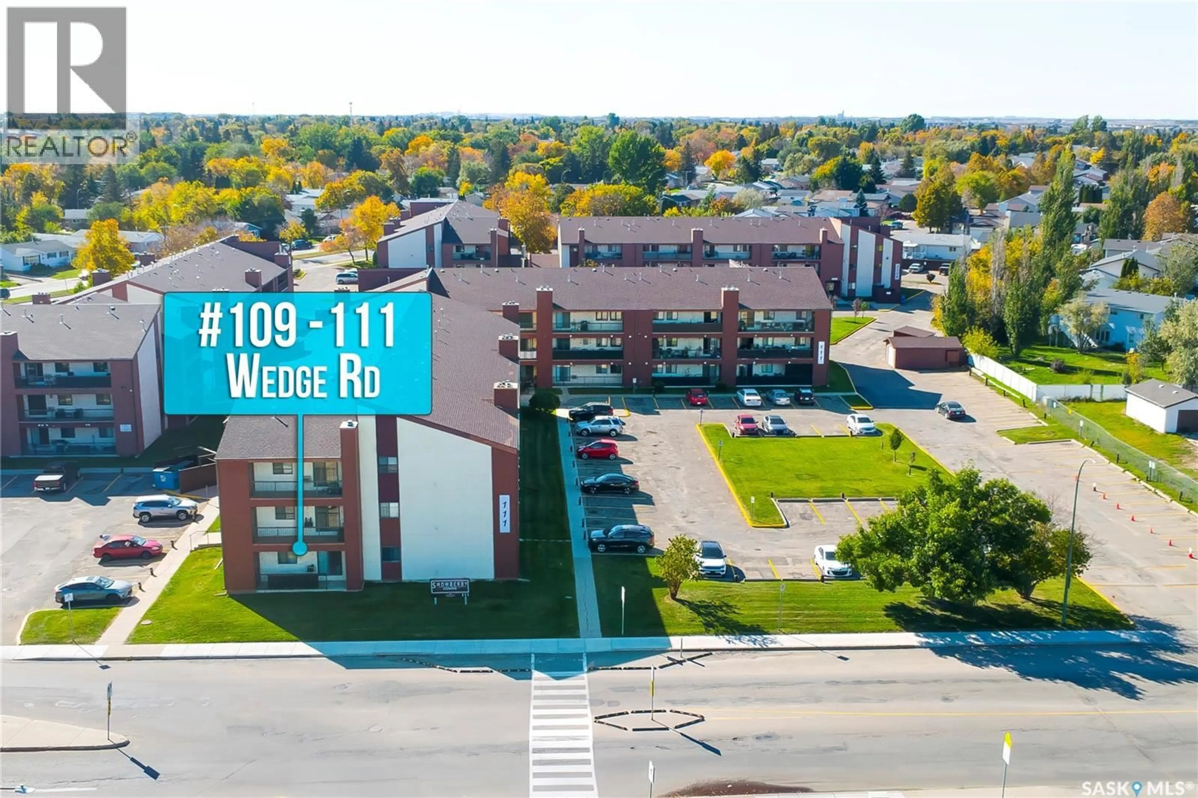A pic from outside/outdoor area/front of a property/back of a property/a pic from drone, street for 109 111 WEDGE ROAD, Saskatoon Saskatchewan S7L6S8