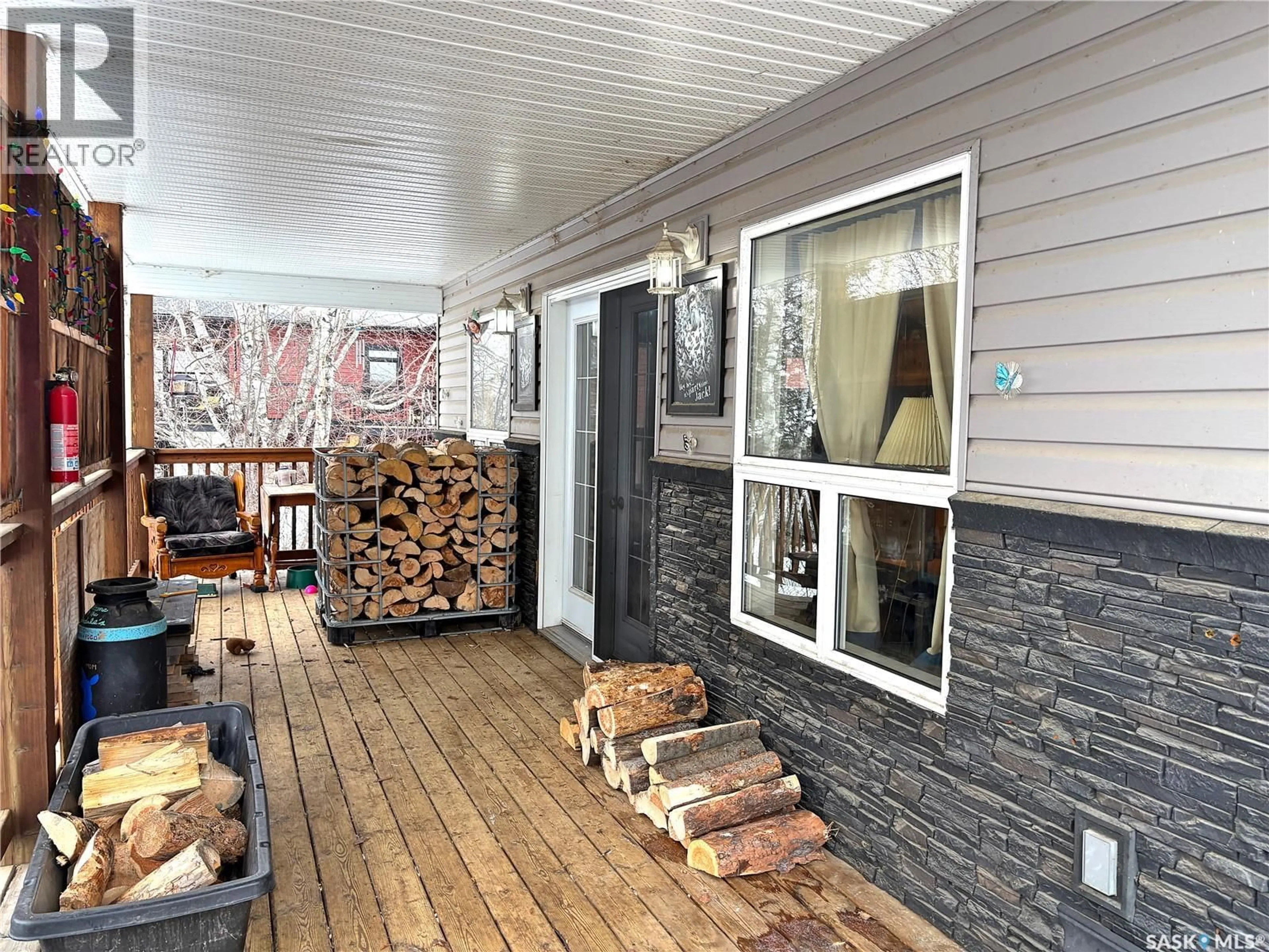 Patio, unknown for 5 ANDREWS WAY, Cowan Lake Saskatchewan S0J0E0
