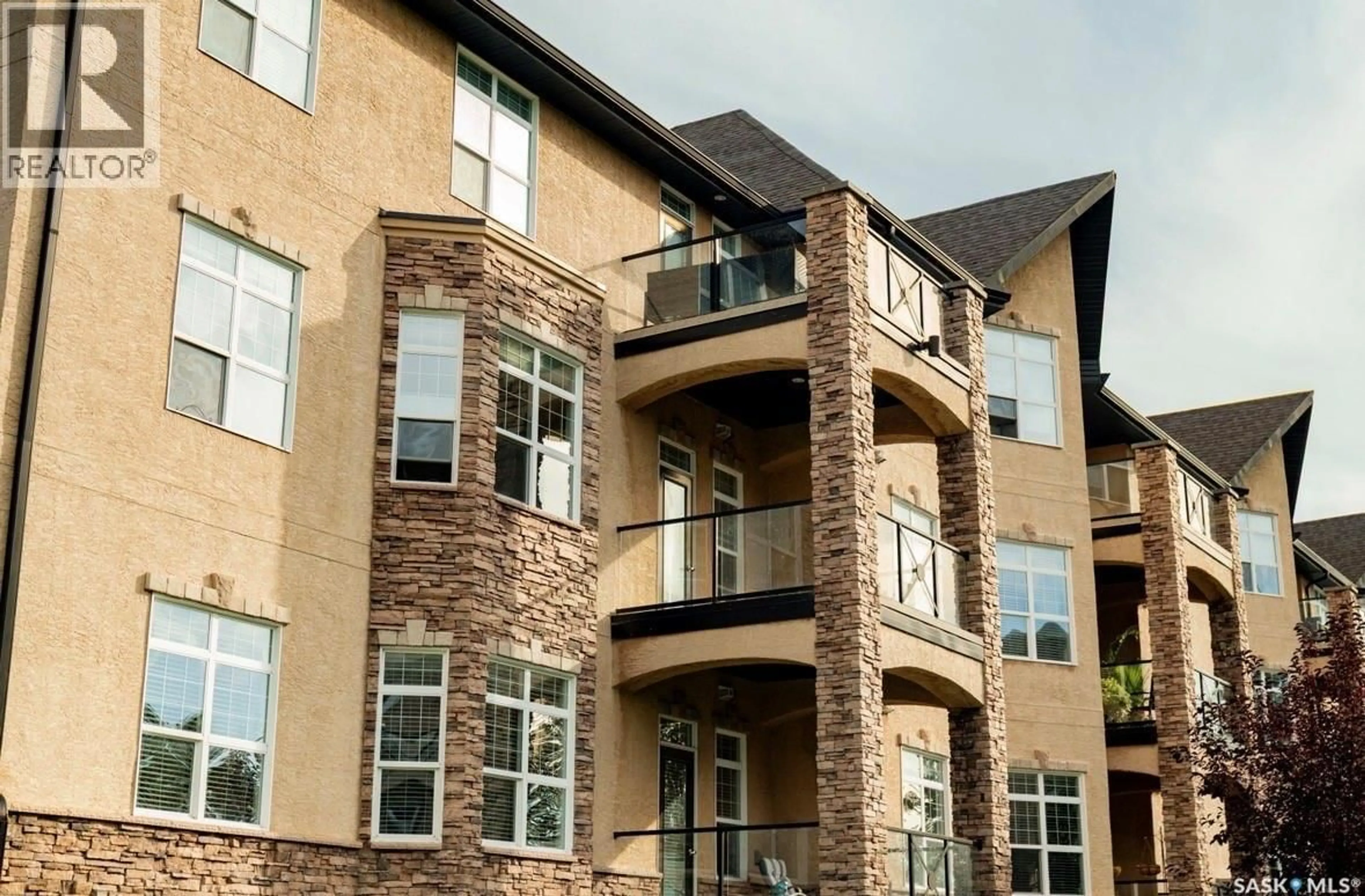 Home with brick exterior material, building for 2150 - 211 HESELTINE ROAD, Regina Saskatchewan S4V1L1