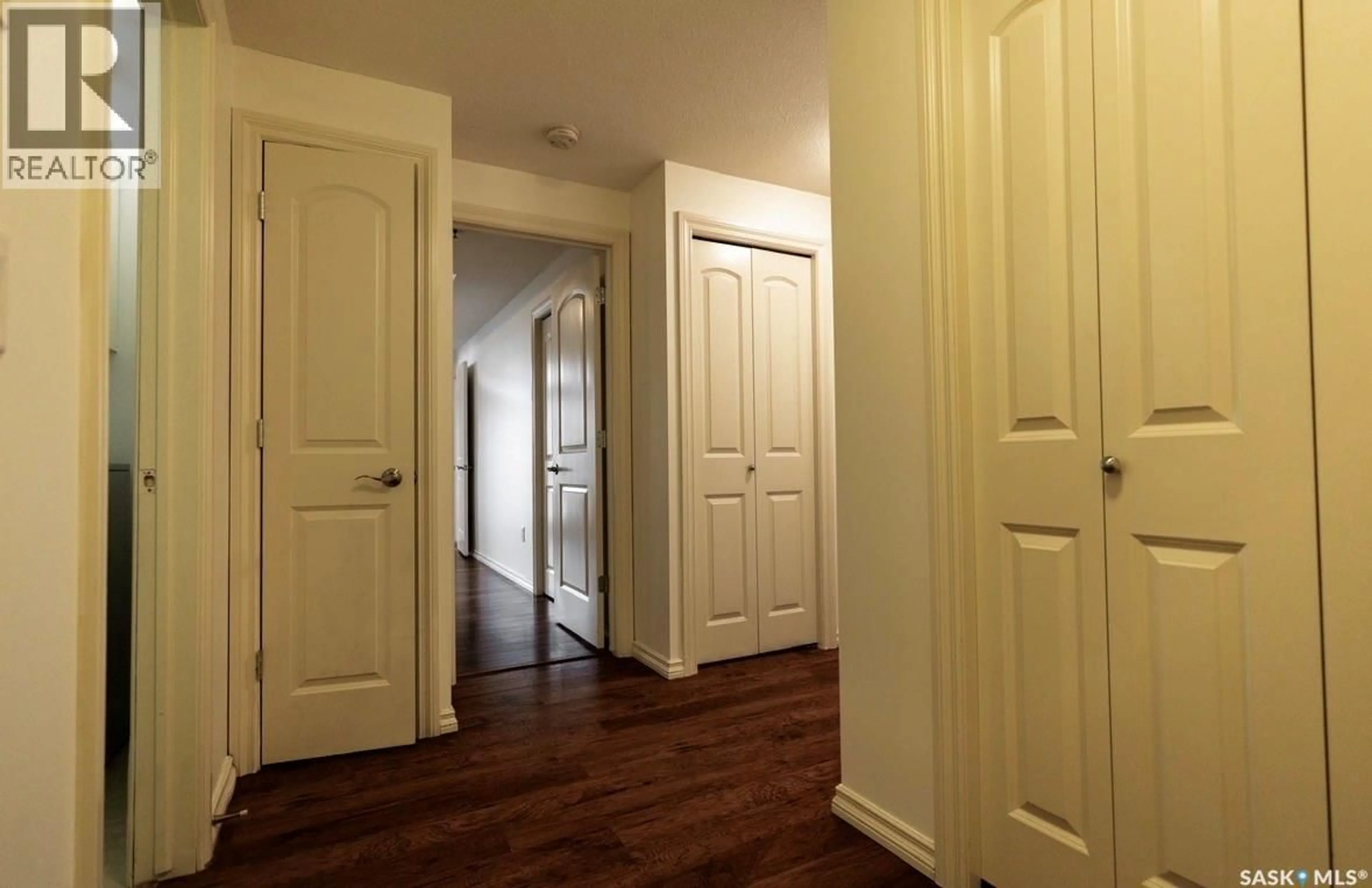 Unknown for 2150 - 211 HESELTINE ROAD, Regina Saskatchewan S4V1L1