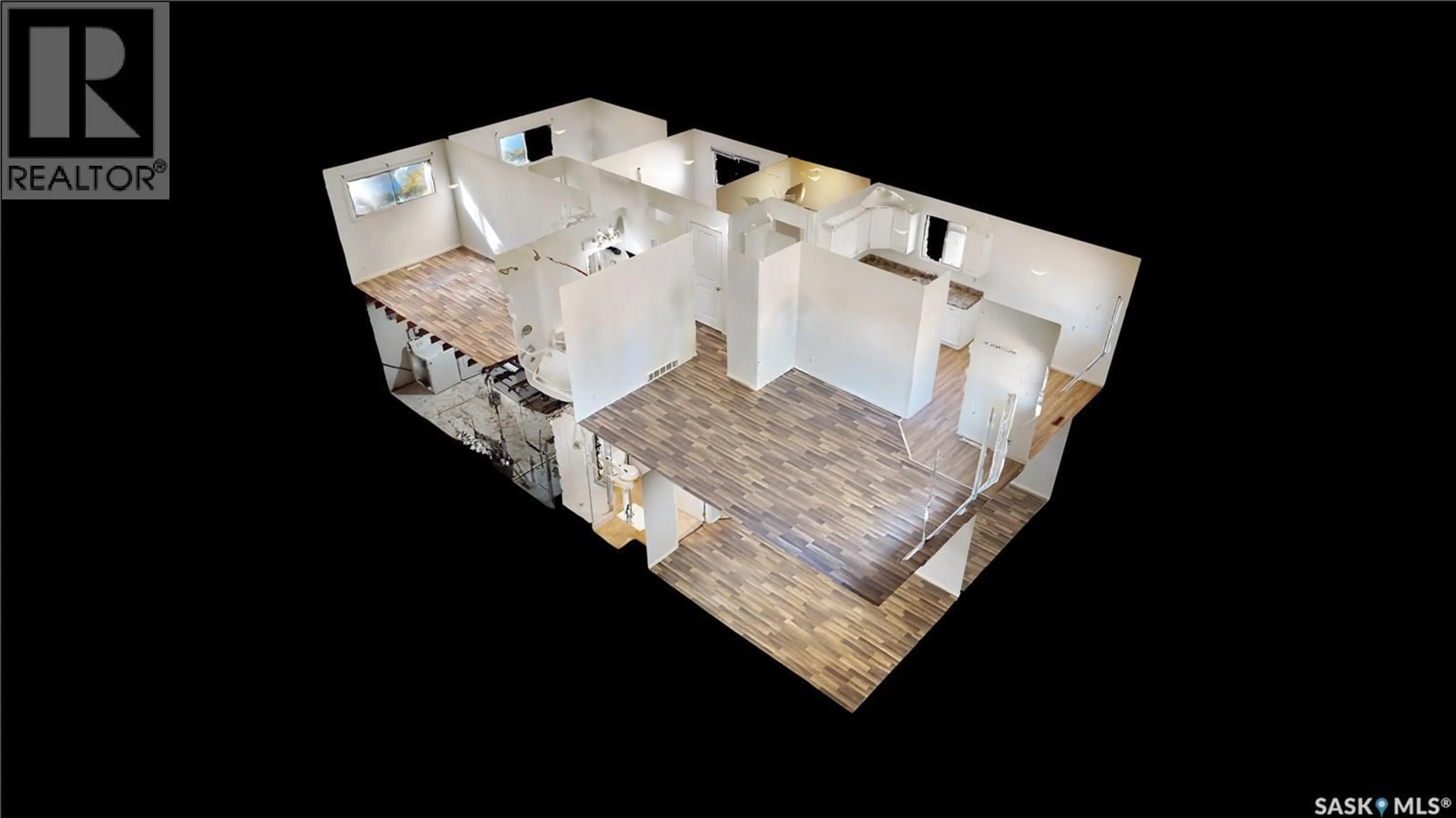 Lobby for 4 CARLETON DRIVE, Saskatoon Saskatchewan S7H3N6