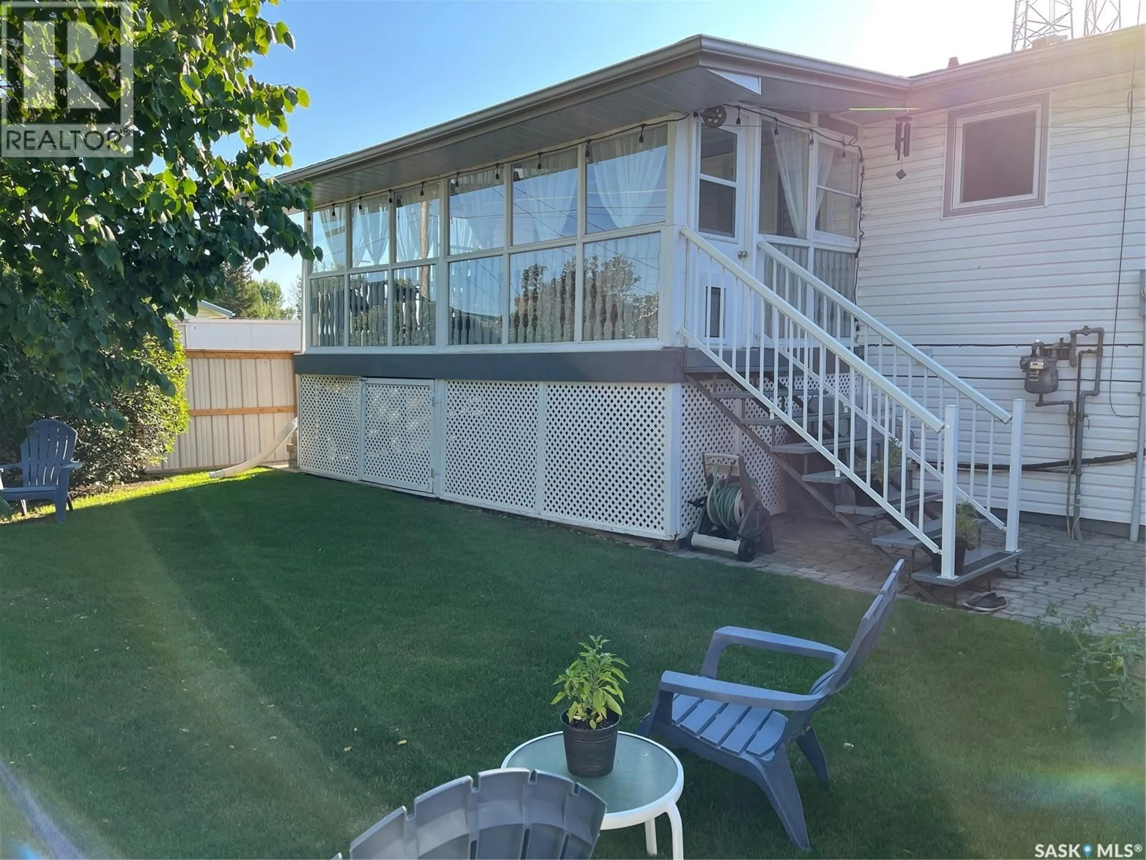 Patio, unknown for 518 HAMJEA STREET, Hudson Bay Saskatchewan S0E0Y0