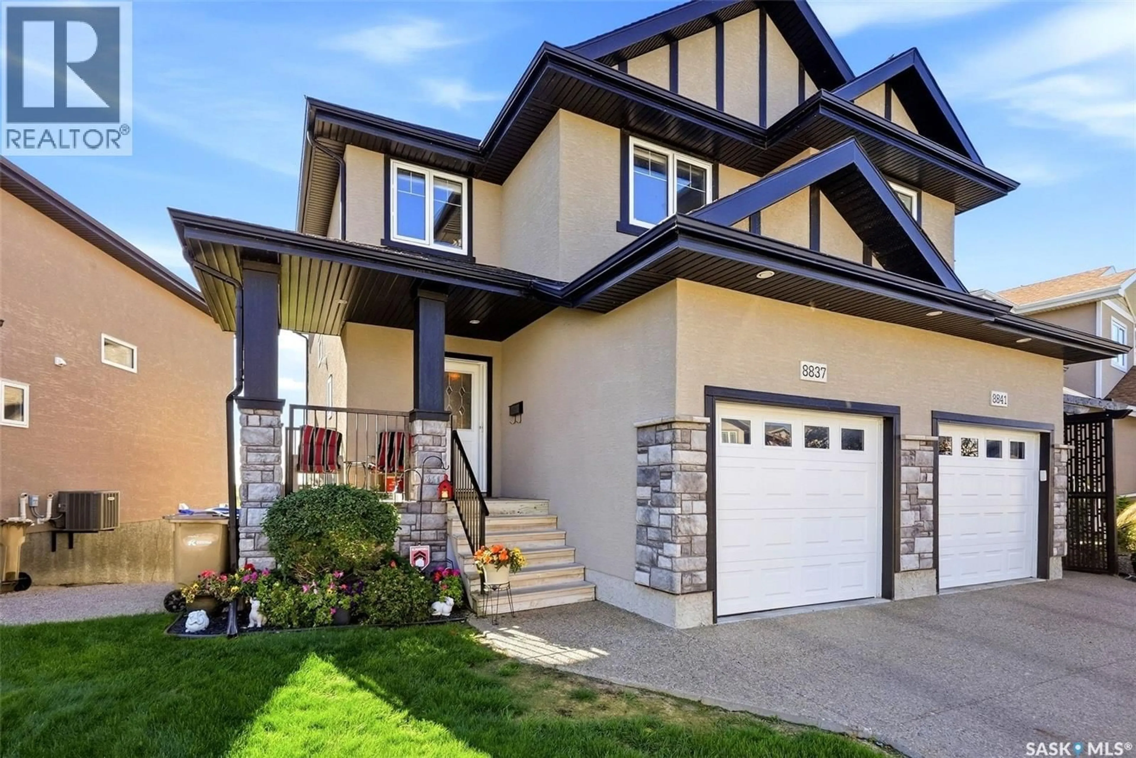 Home with vinyl exterior material, street for 8837 KESTRAL DRIVE, Regina Saskatchewan S4Y0C2