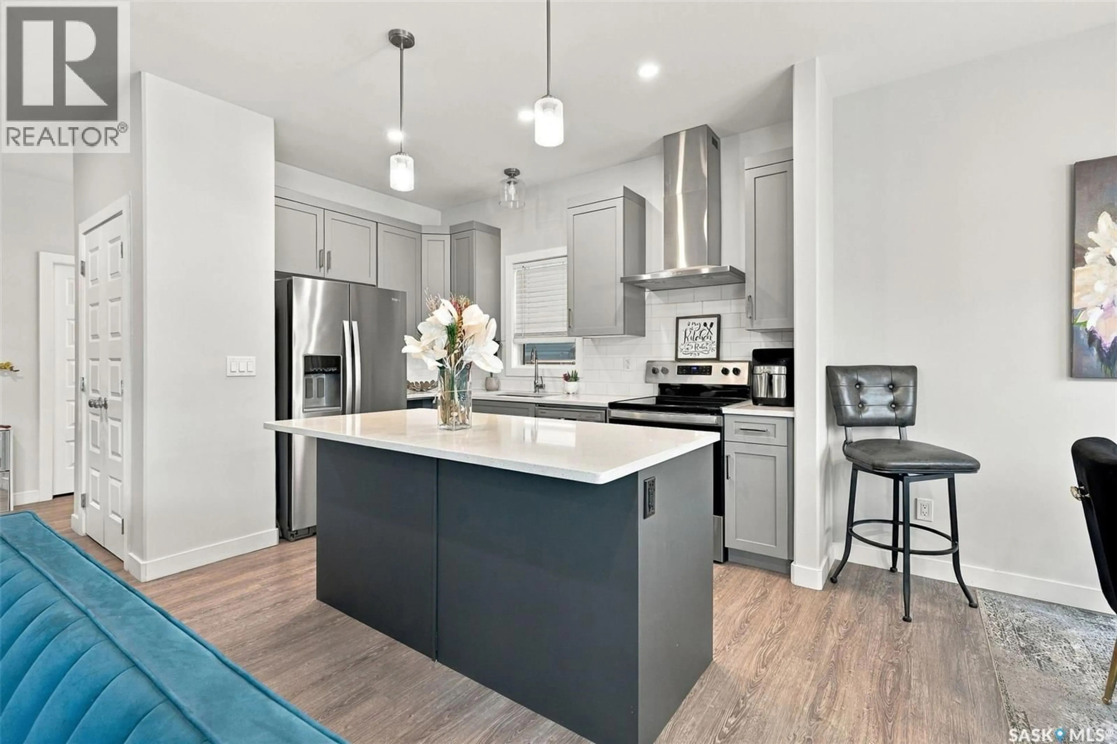 Open concept kitchen, ceramic/tile floor for 348 PEPPER PLACE, Saskatoon Saskatchewan S7V1S7