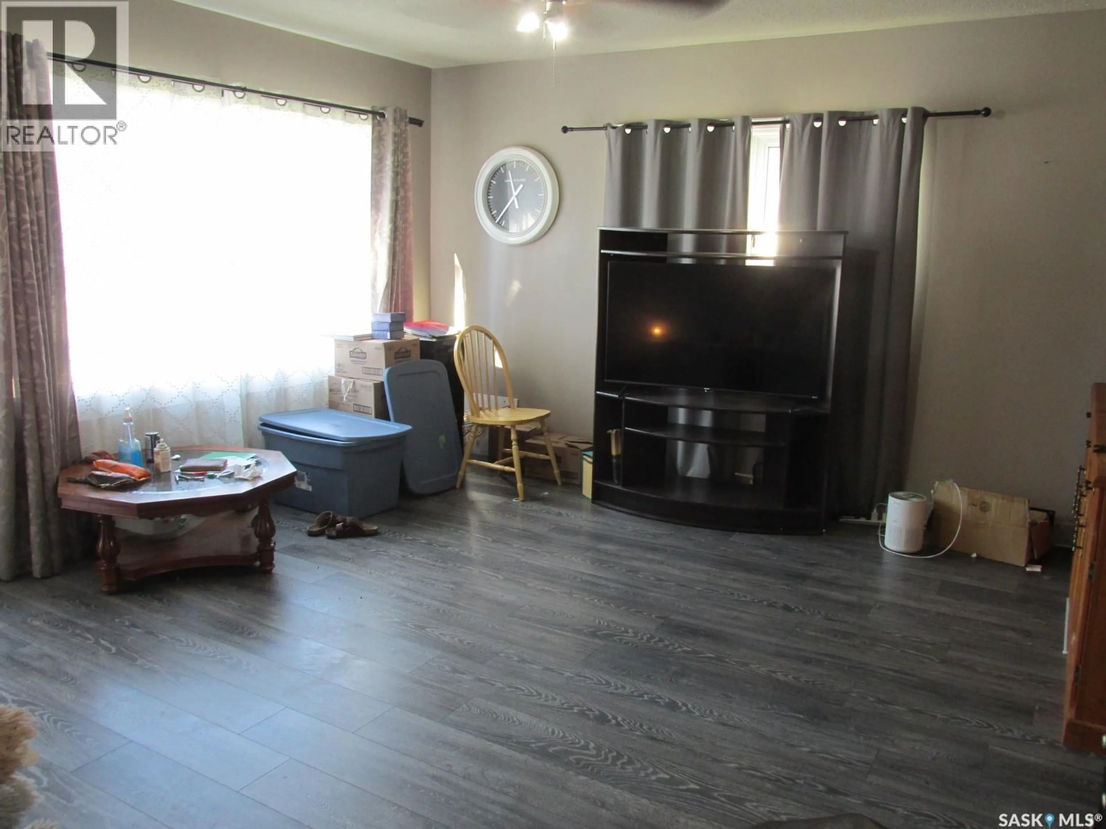 A pic of a room for 221 1ST STREET, Nipawin Saskatchewan S0E1E0