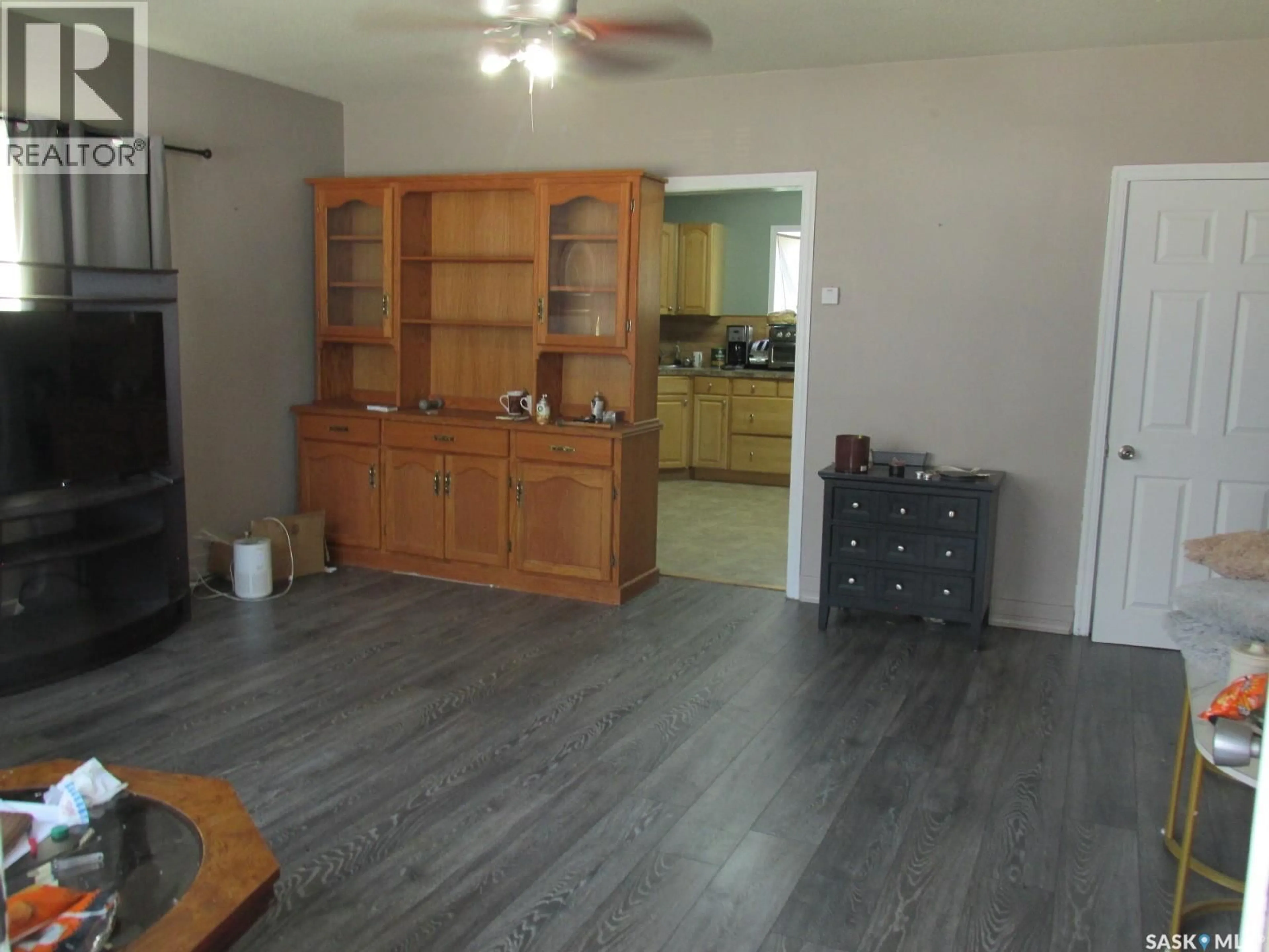 A pic of a room for 221 1ST STREET, Nipawin Saskatchewan S0E1E0