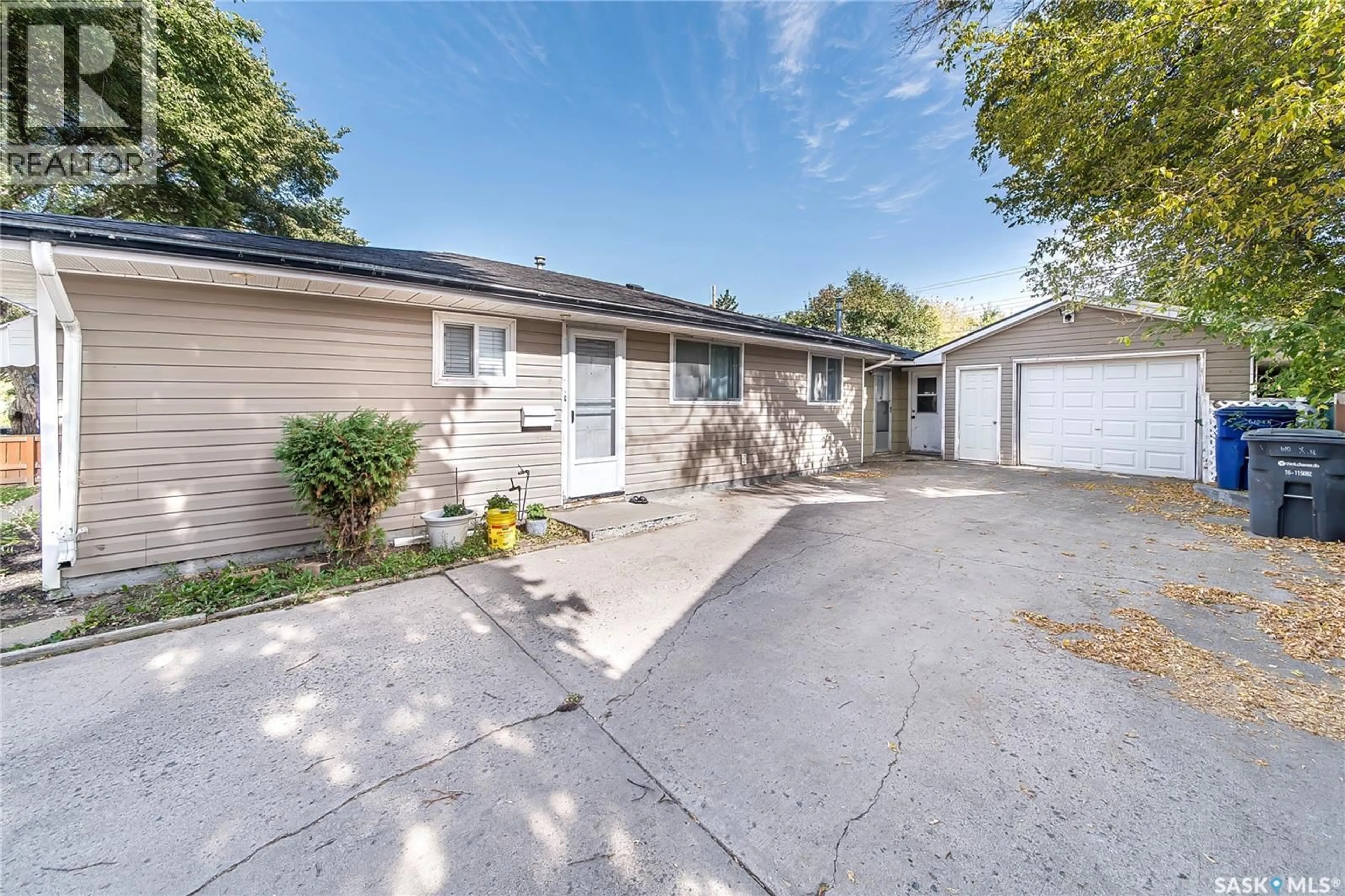 Unknown for 610 X AVENUE, Saskatoon Saskatchewan S7L3K2