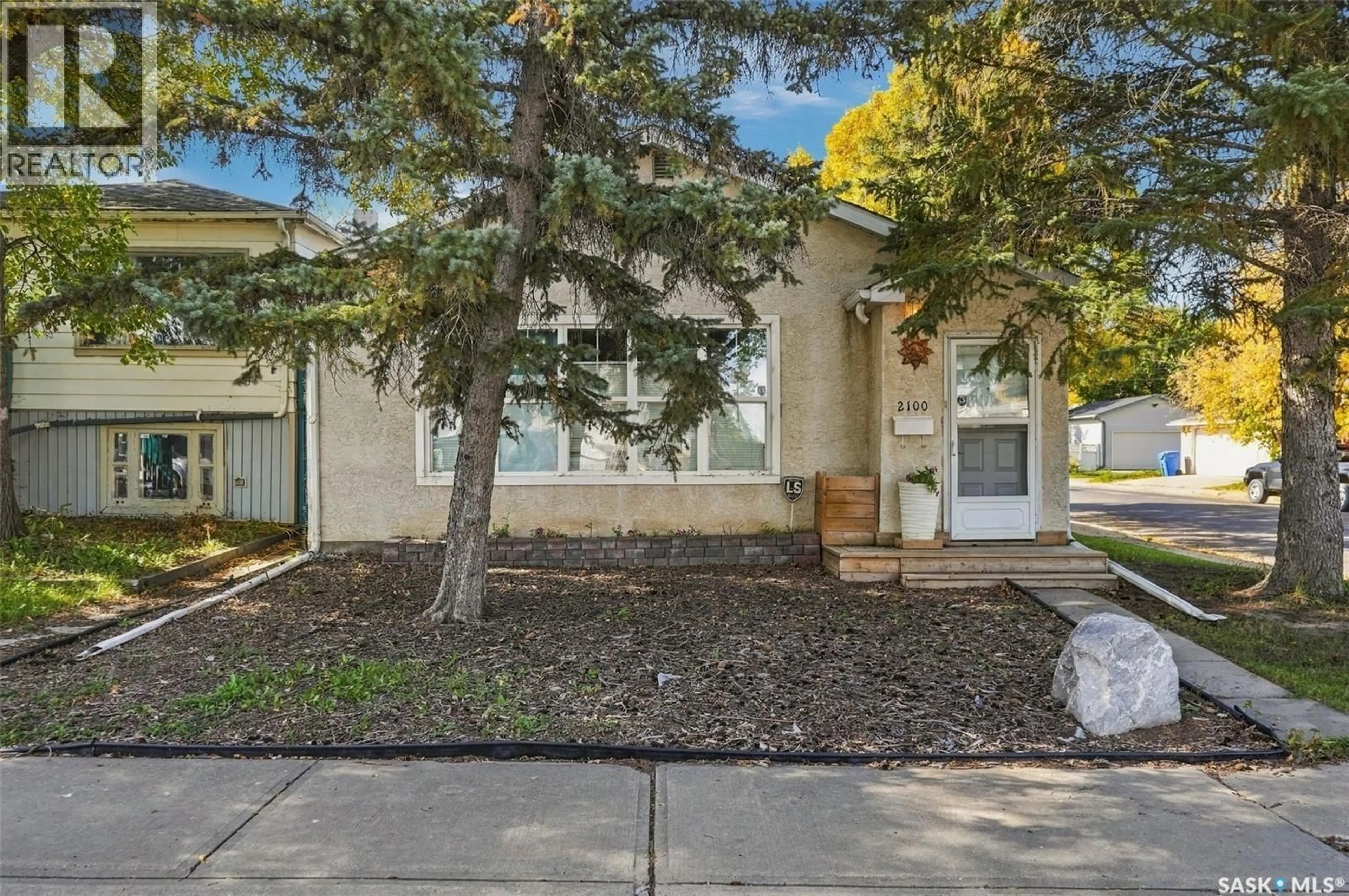 Unknown for 2100 LINDSAY STREET, Regina Saskatchewan S4N3B9