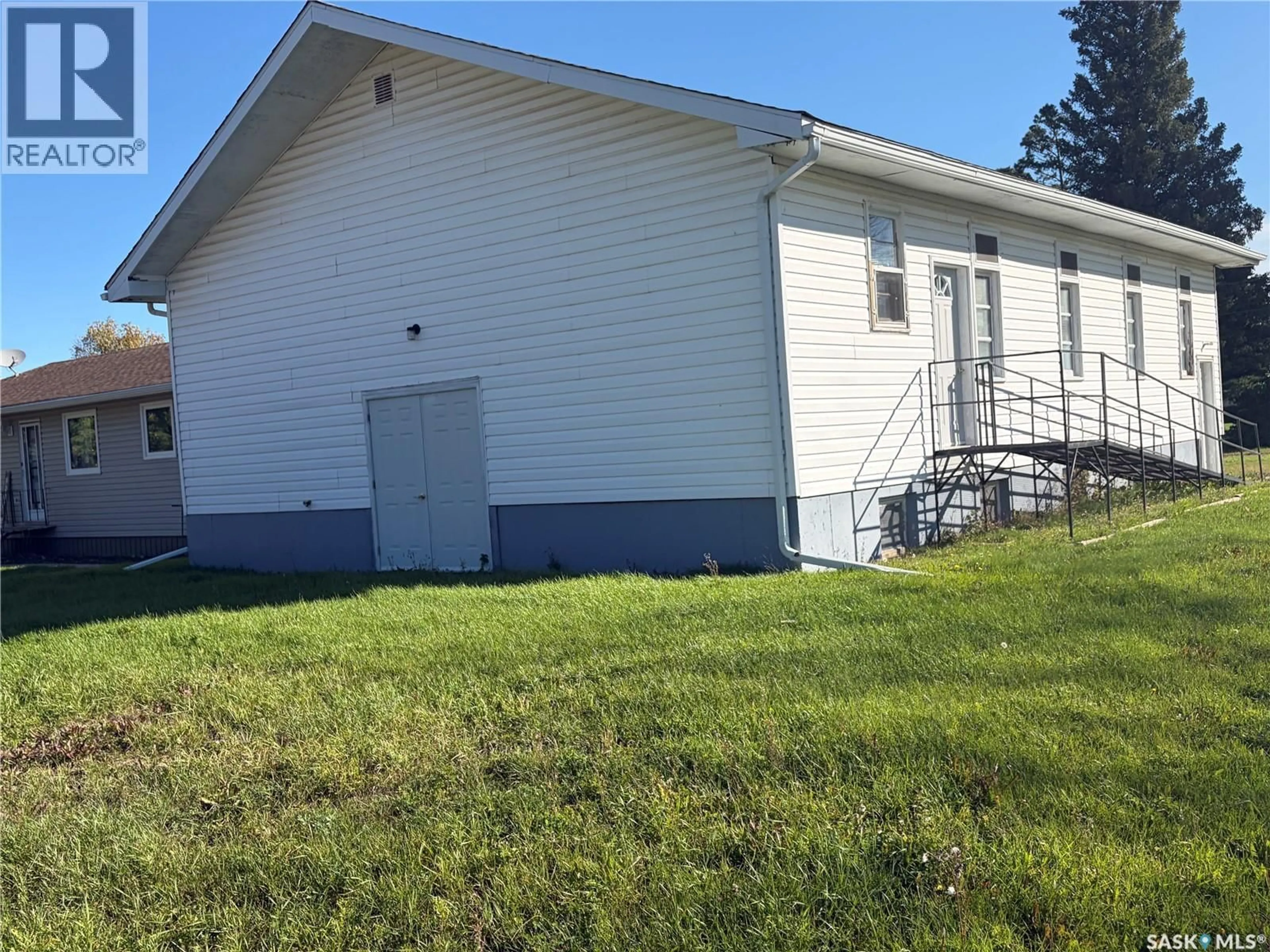 Unknown for 311 & 208 MAIN STREET, Pelly Saskatchewan S0A2Z0